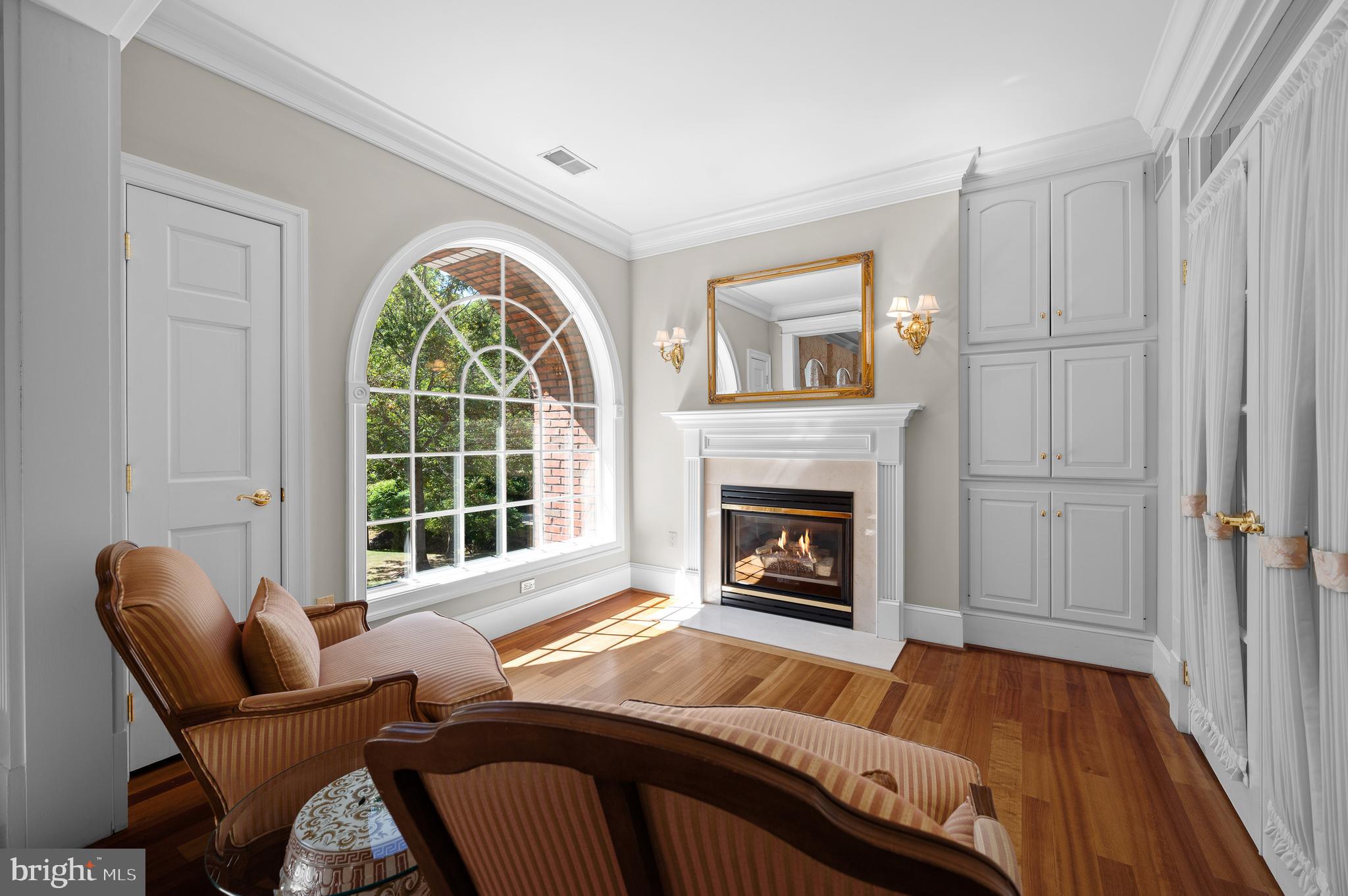 RADNOR HUNT - Residential