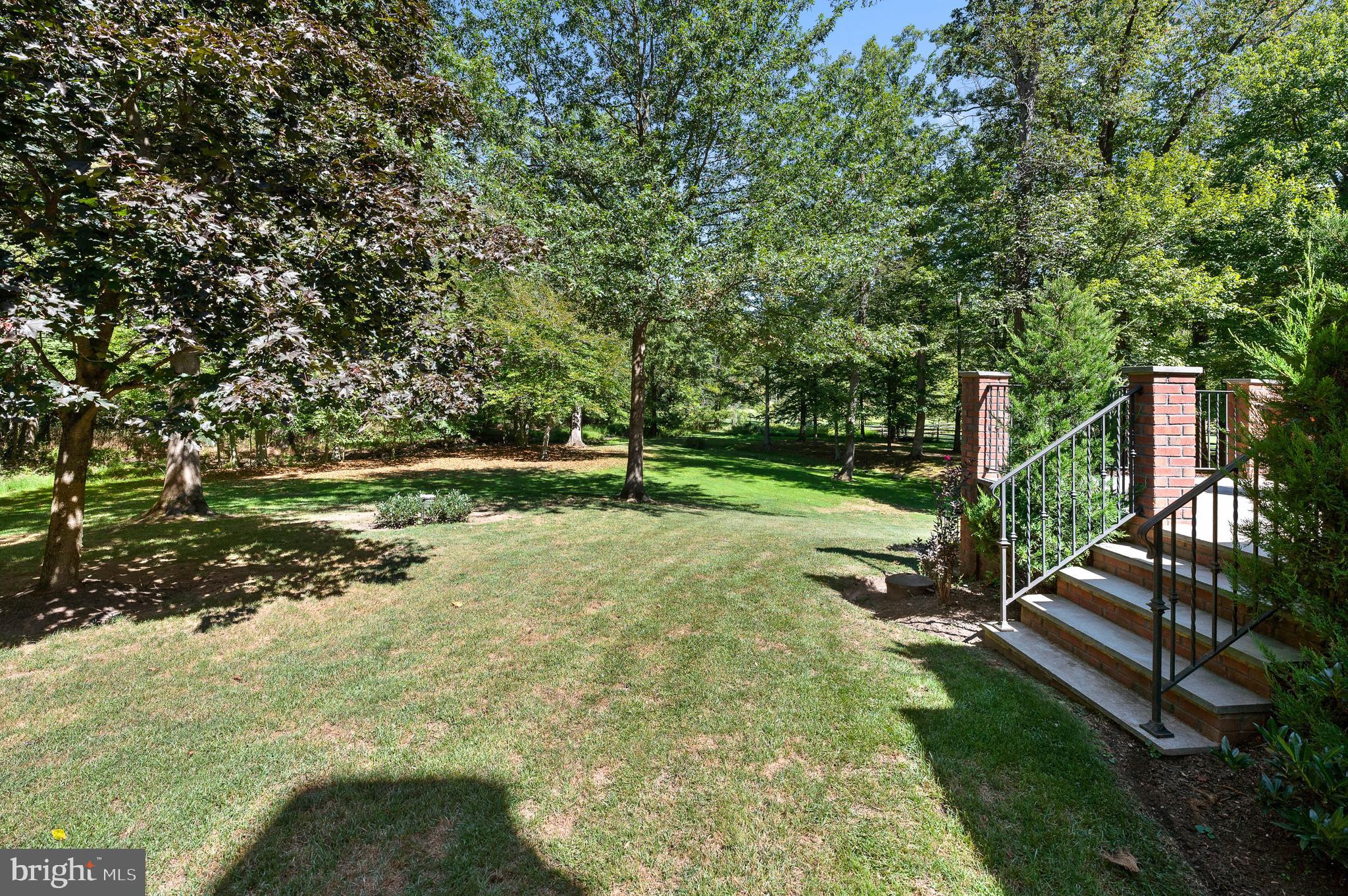 RADNOR HUNT - Residential