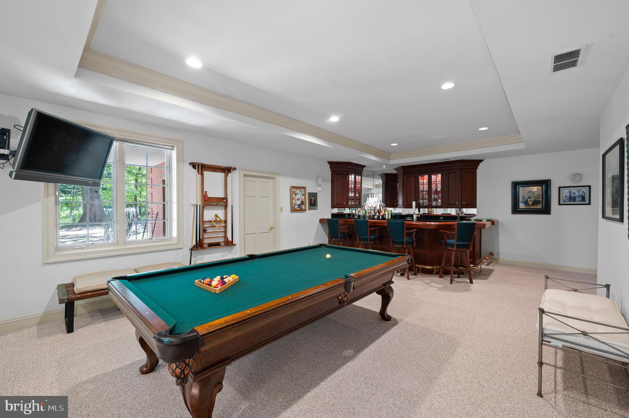 RADNOR HUNT - Residential