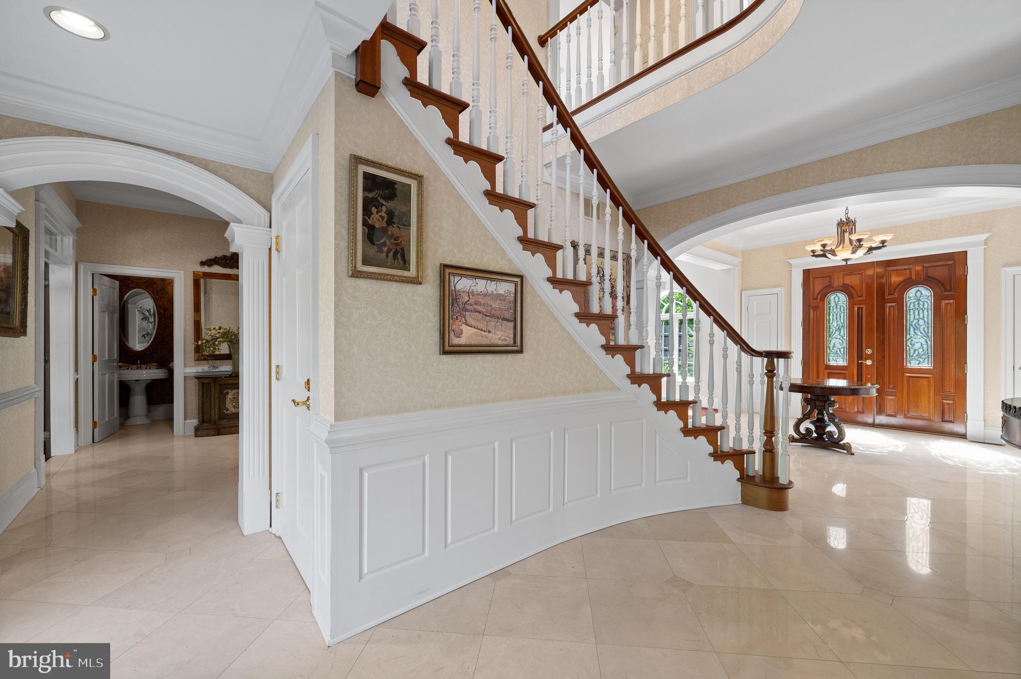 RADNOR HUNT - Residential