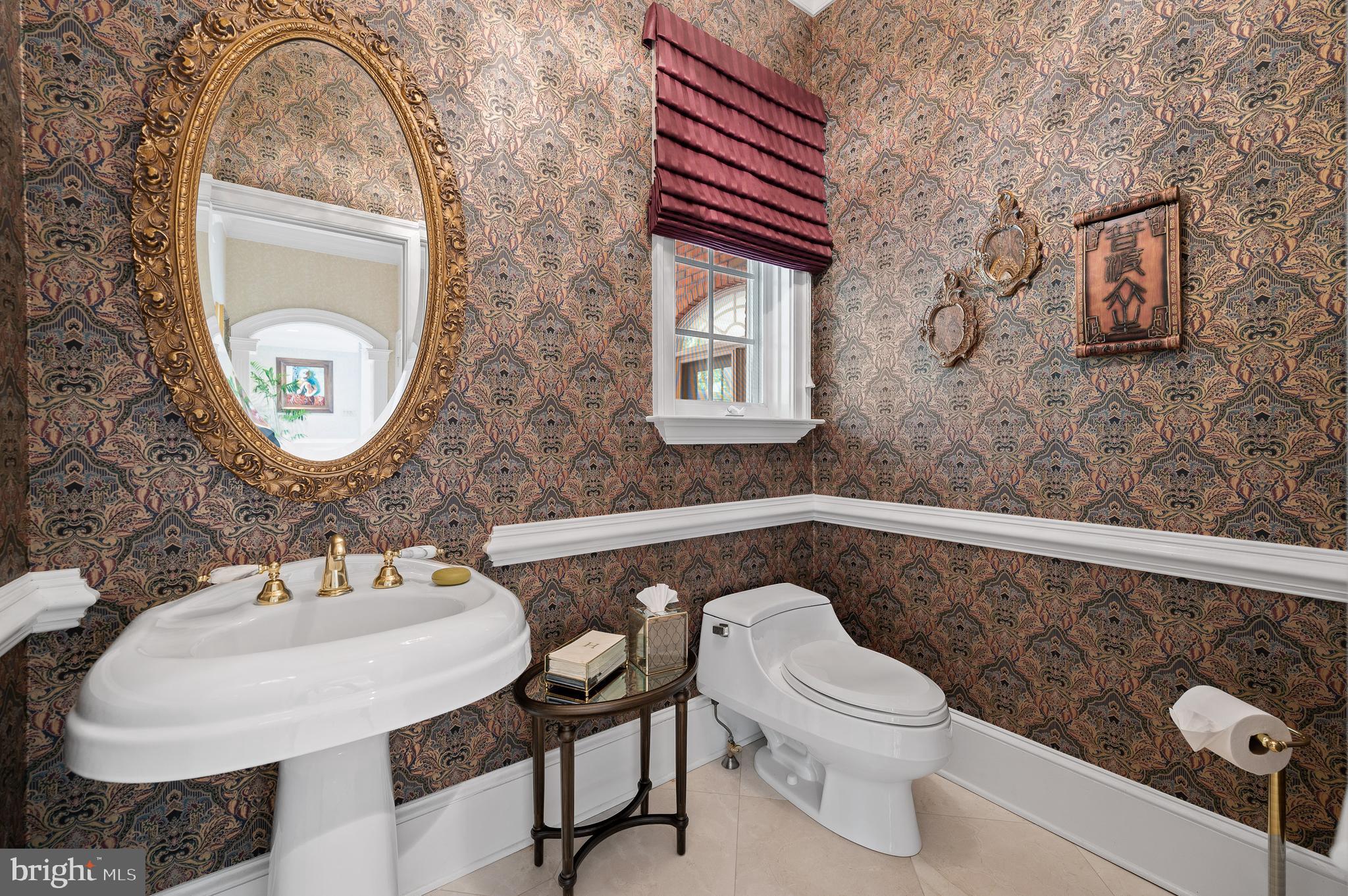 RADNOR HUNT - Residential