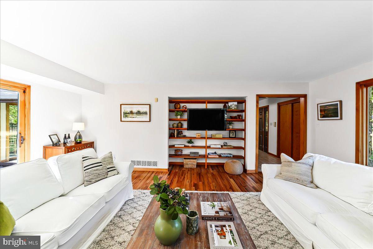 HARVEY RUN - Residential