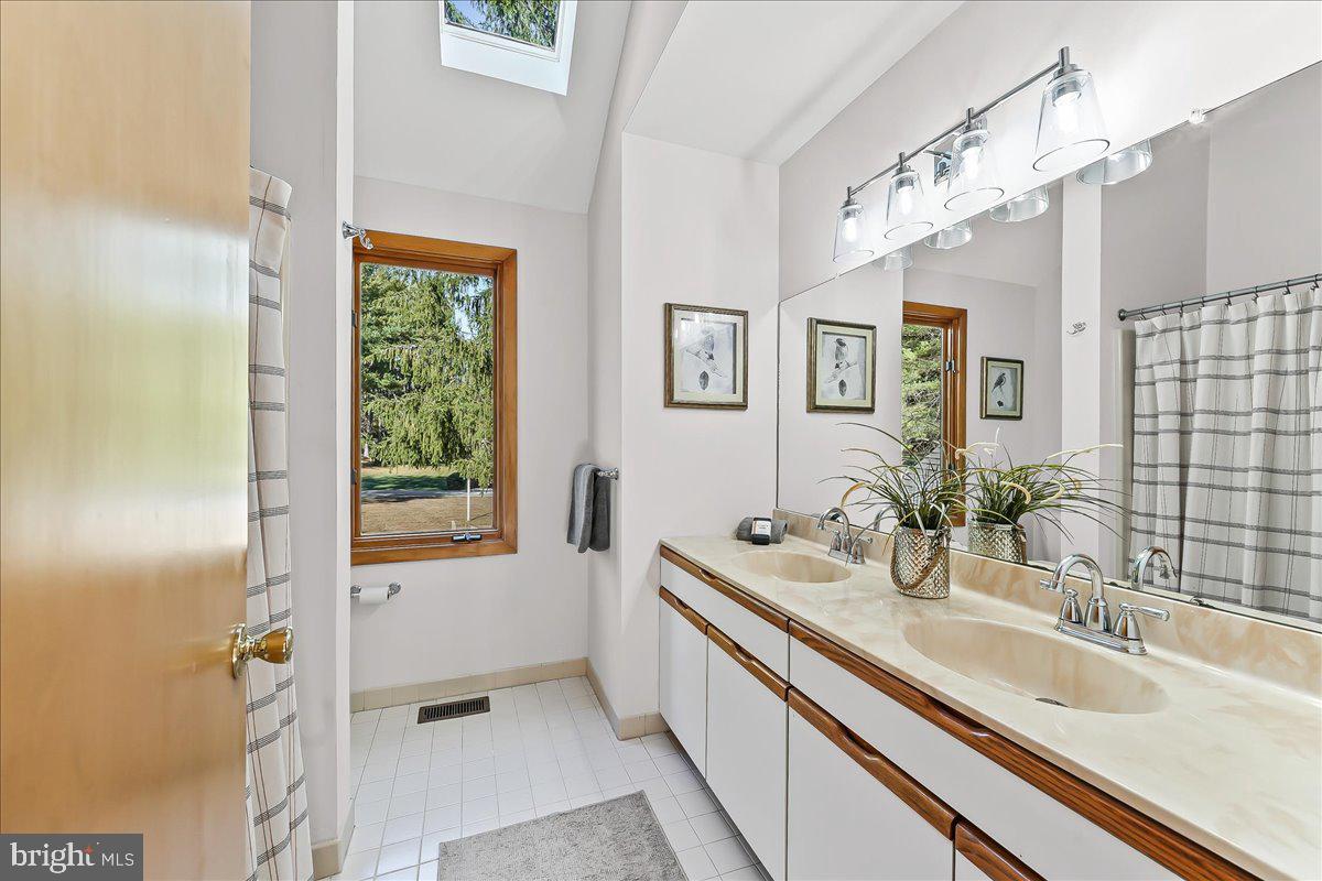 HARVEY RUN - Residential