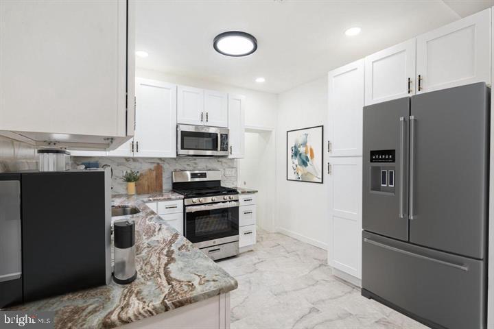 COBBS CREEK - Residential Lease