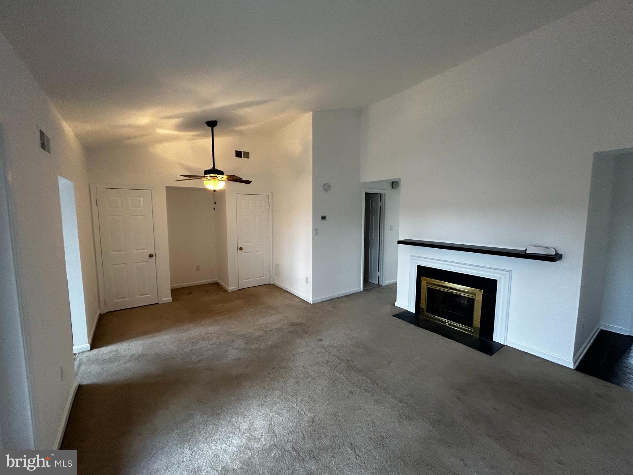 COLECROFT - Residential Lease