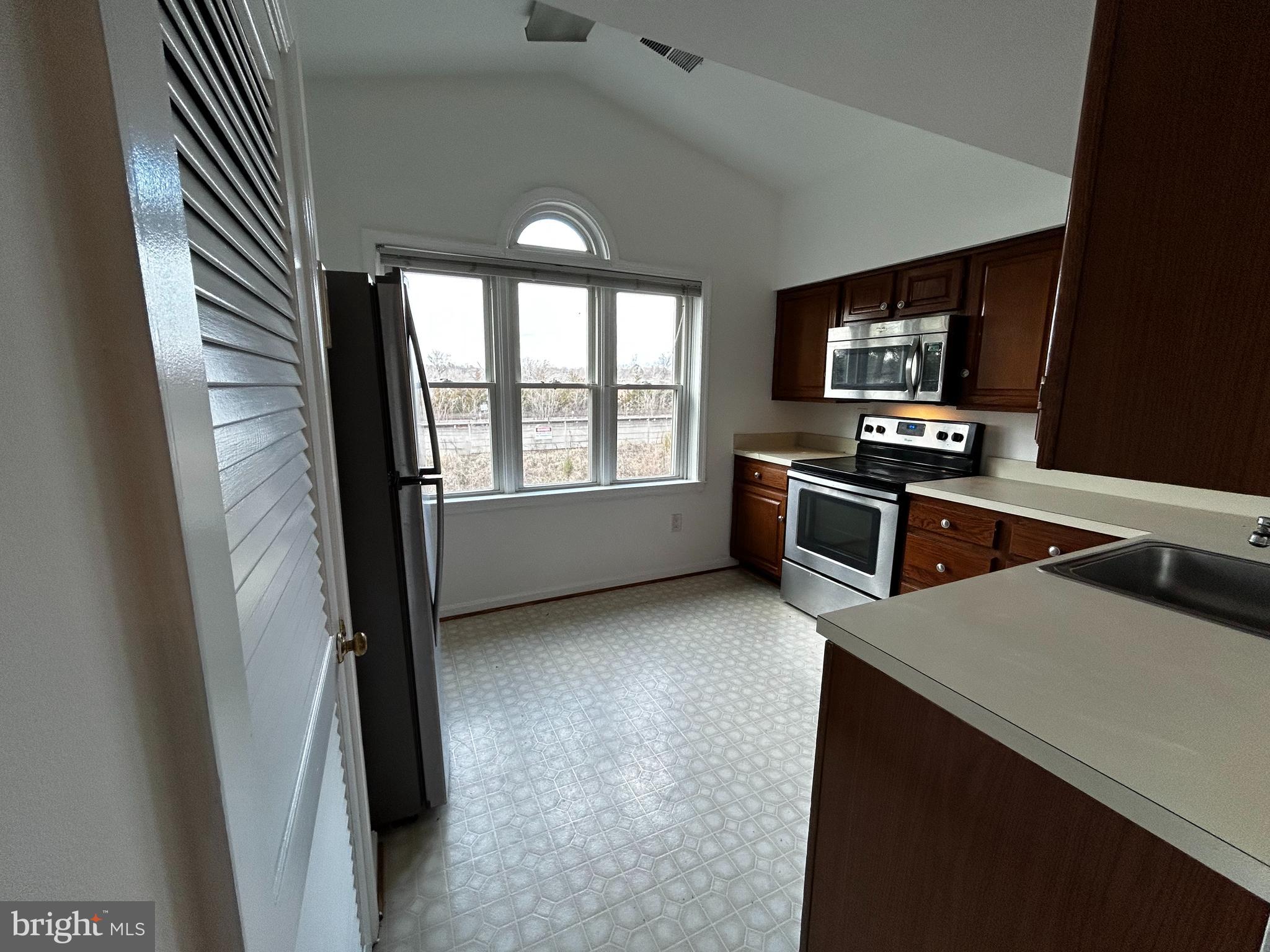 COLECROFT - Residential Lease