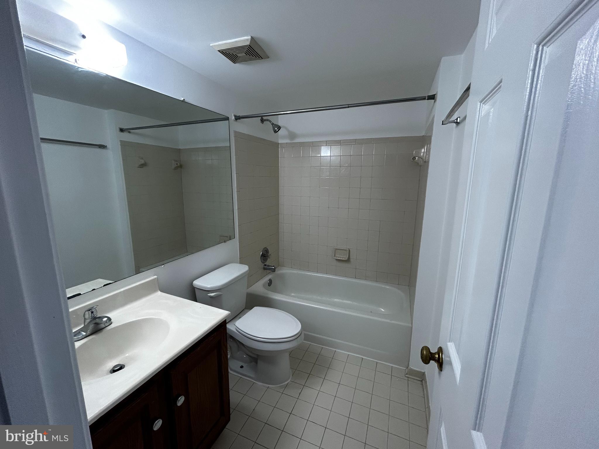 COLECROFT - Residential Lease