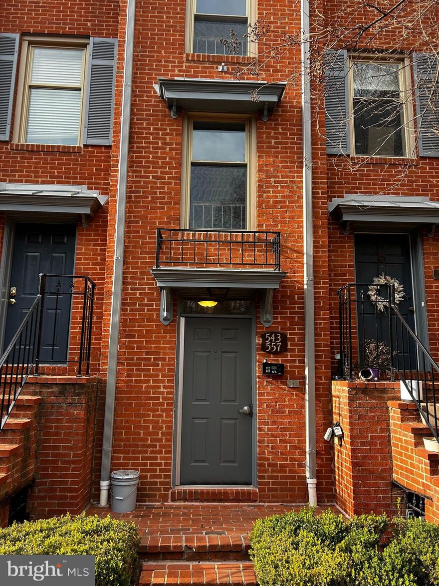 Nice condo in Old Town just minutes to Braddock Road Metro. Large Master BR, with den that can be used as a 2nd BR. Large eating space in kitchen with stainless steel appliances. Spacious balcony. Vaulted ceilings. Stacked washer and dryer in the unit. Old Town shops and restaurants are just minutes away! Pets case by case (NO CATS). Fireplace cannot be used. Enter building Marked 543-557. Unit 549 is inside on the top level. All TAG Home Management residents are required to be enrolled in the Resident Benefits Package (RBP) which includes HVAC air filter delivery (for applicable properties), Renters Insurance from A-rated carrier, credit building, $1M identity protection, utility concierge service making utility connection a breeze during your move-in, our best-in-class resident rewards program, and much more!