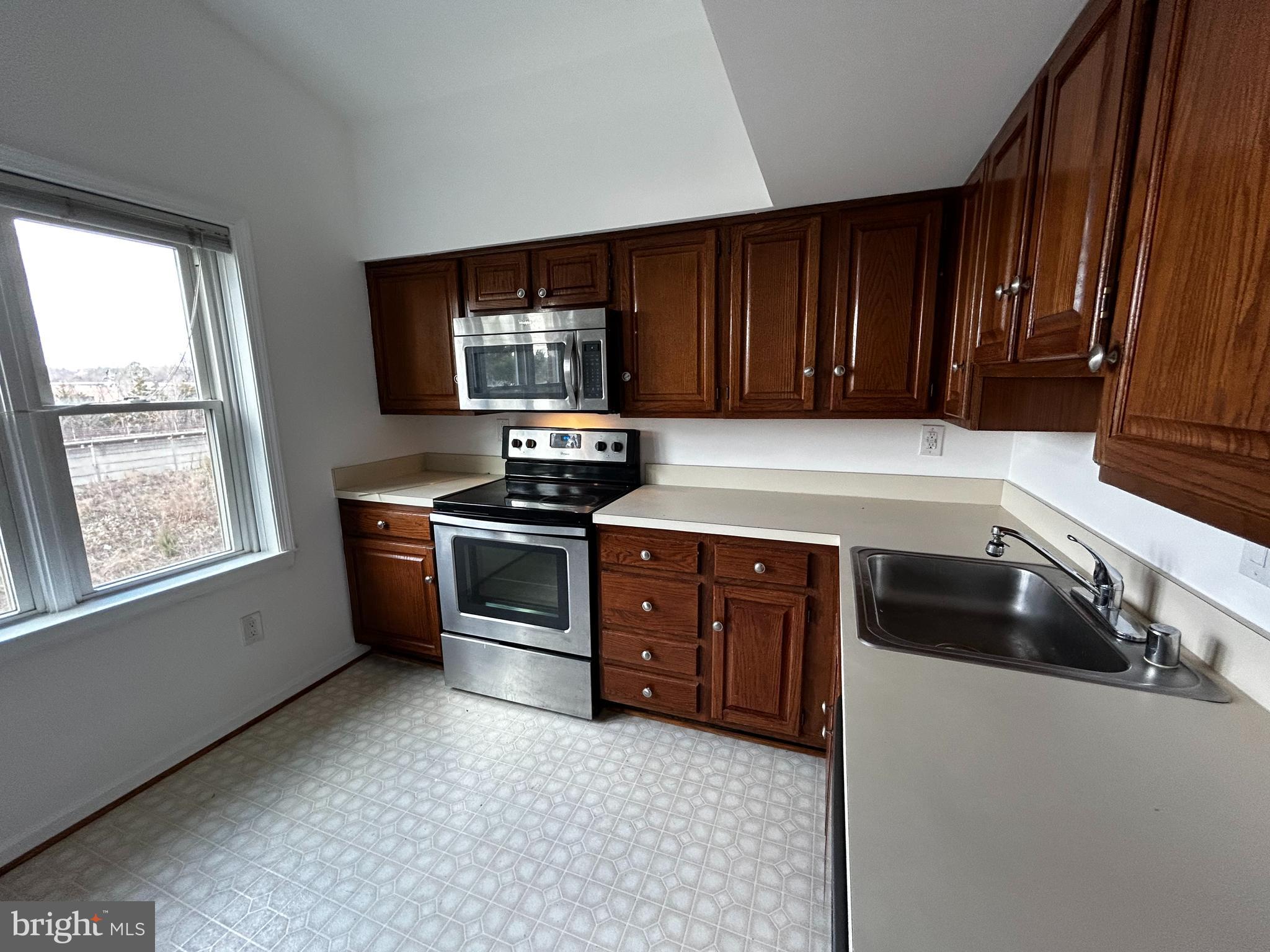 COLECROFT - Residential Lease