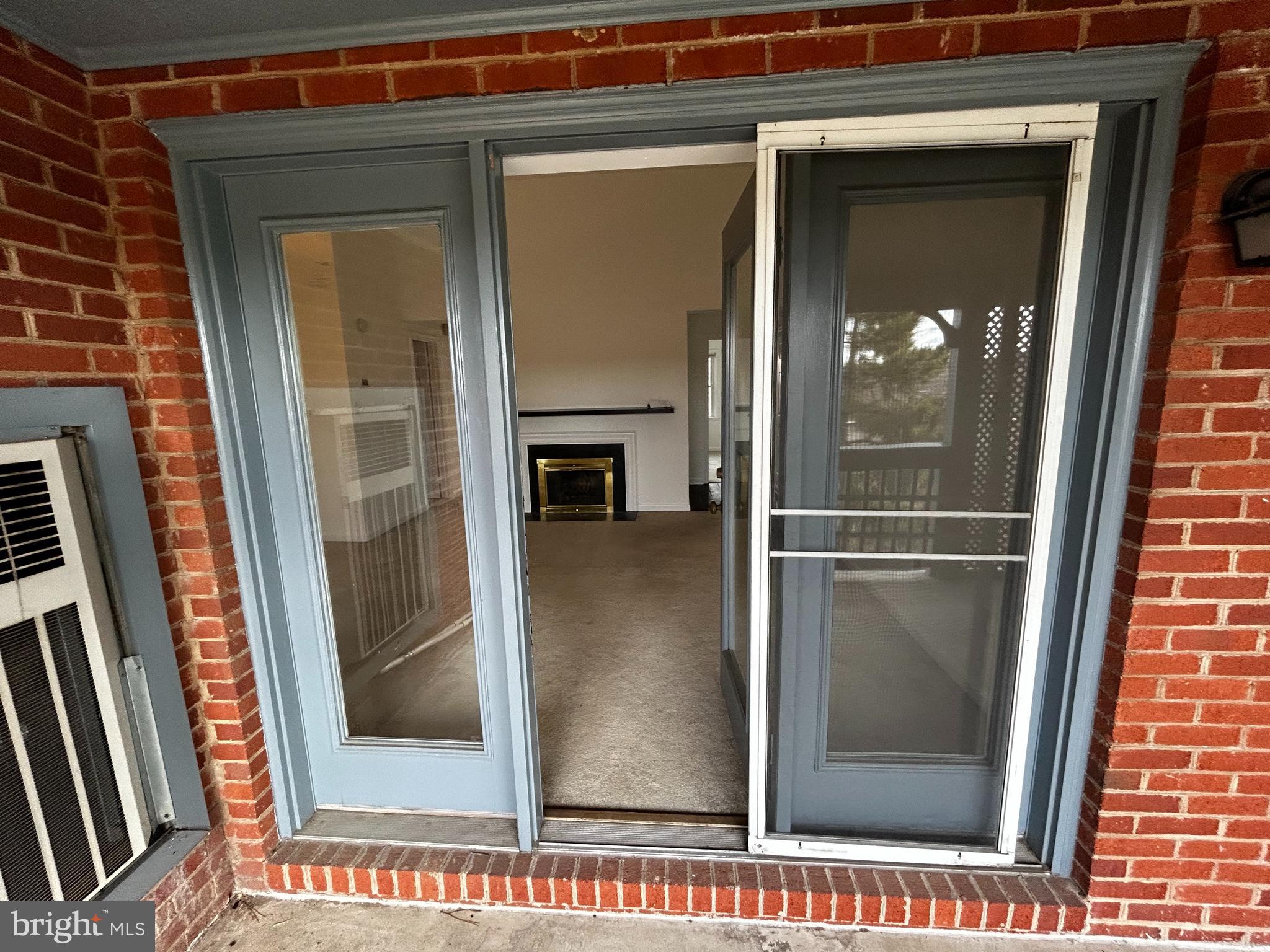 COLECROFT - Residential Lease