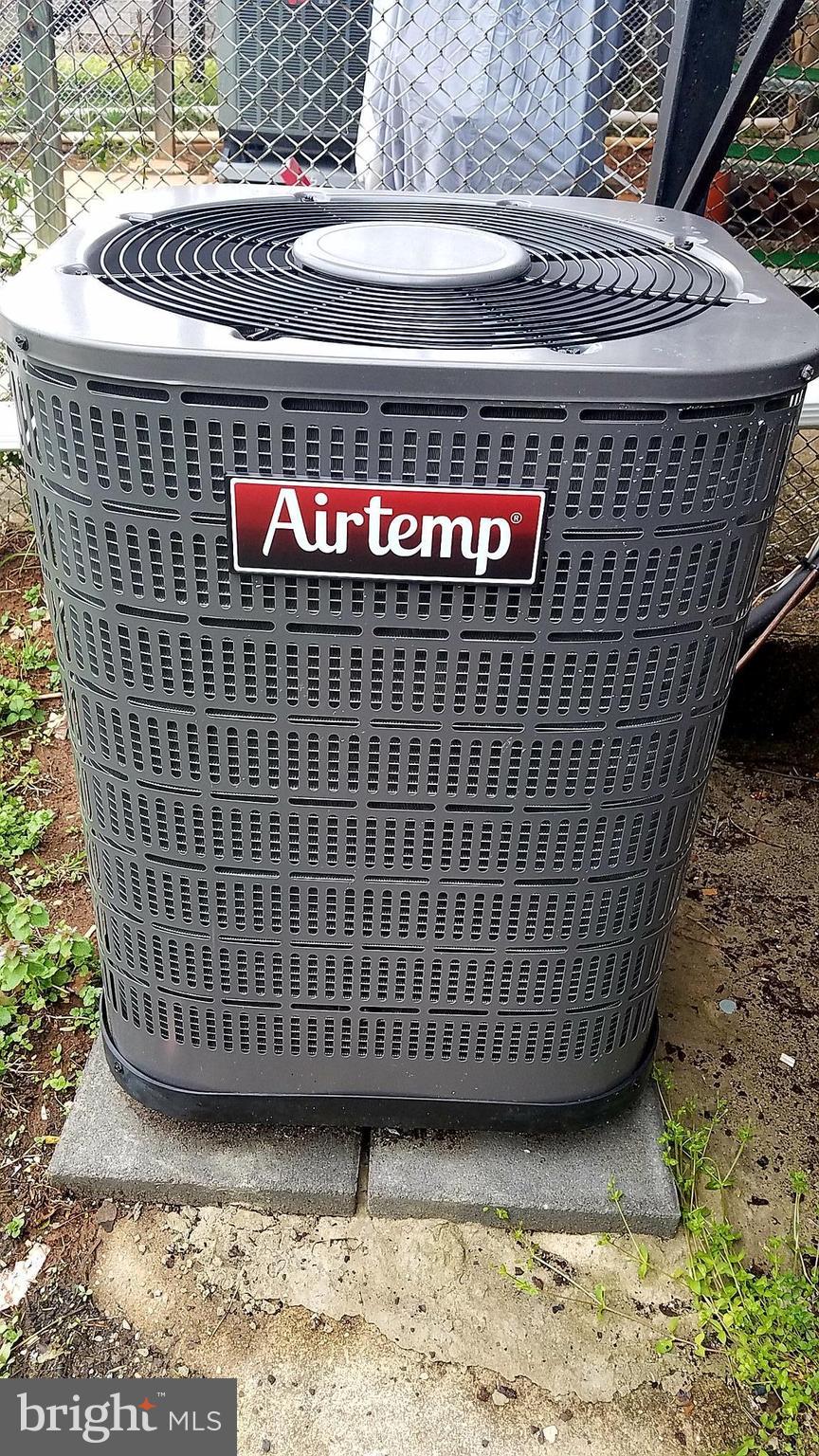 EASTWOOD HEIGHTS - Residential Lease