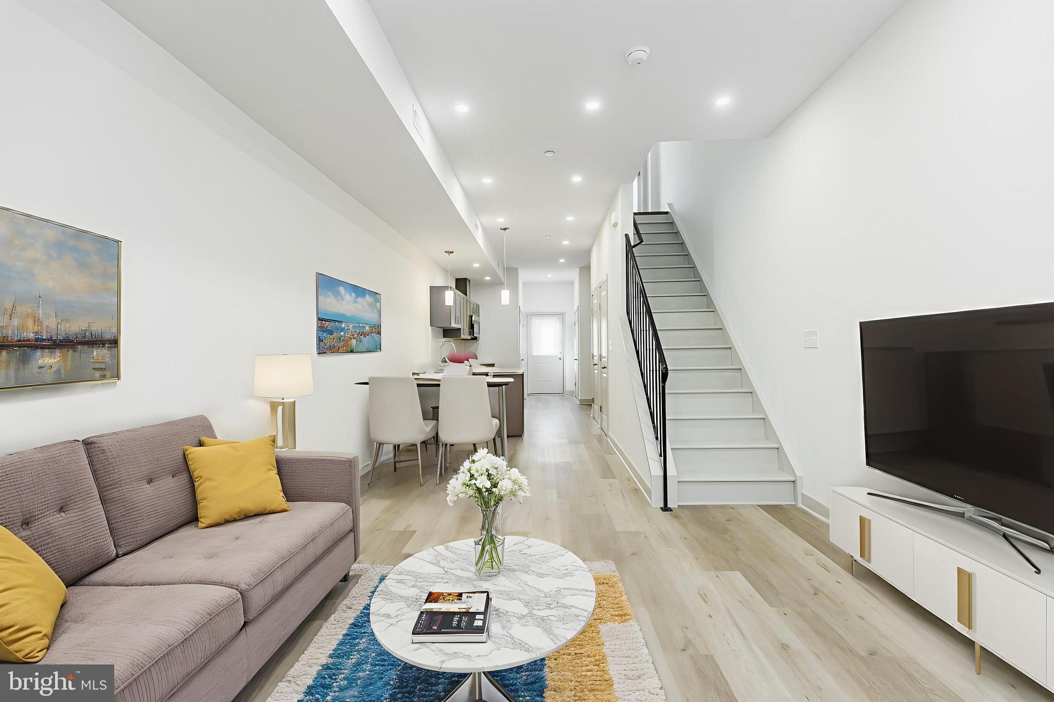 708 N SHEDWICK STREET