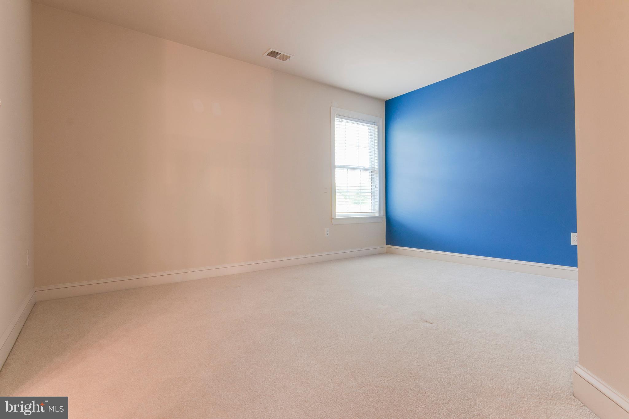 RIVER DOWNS - Residential