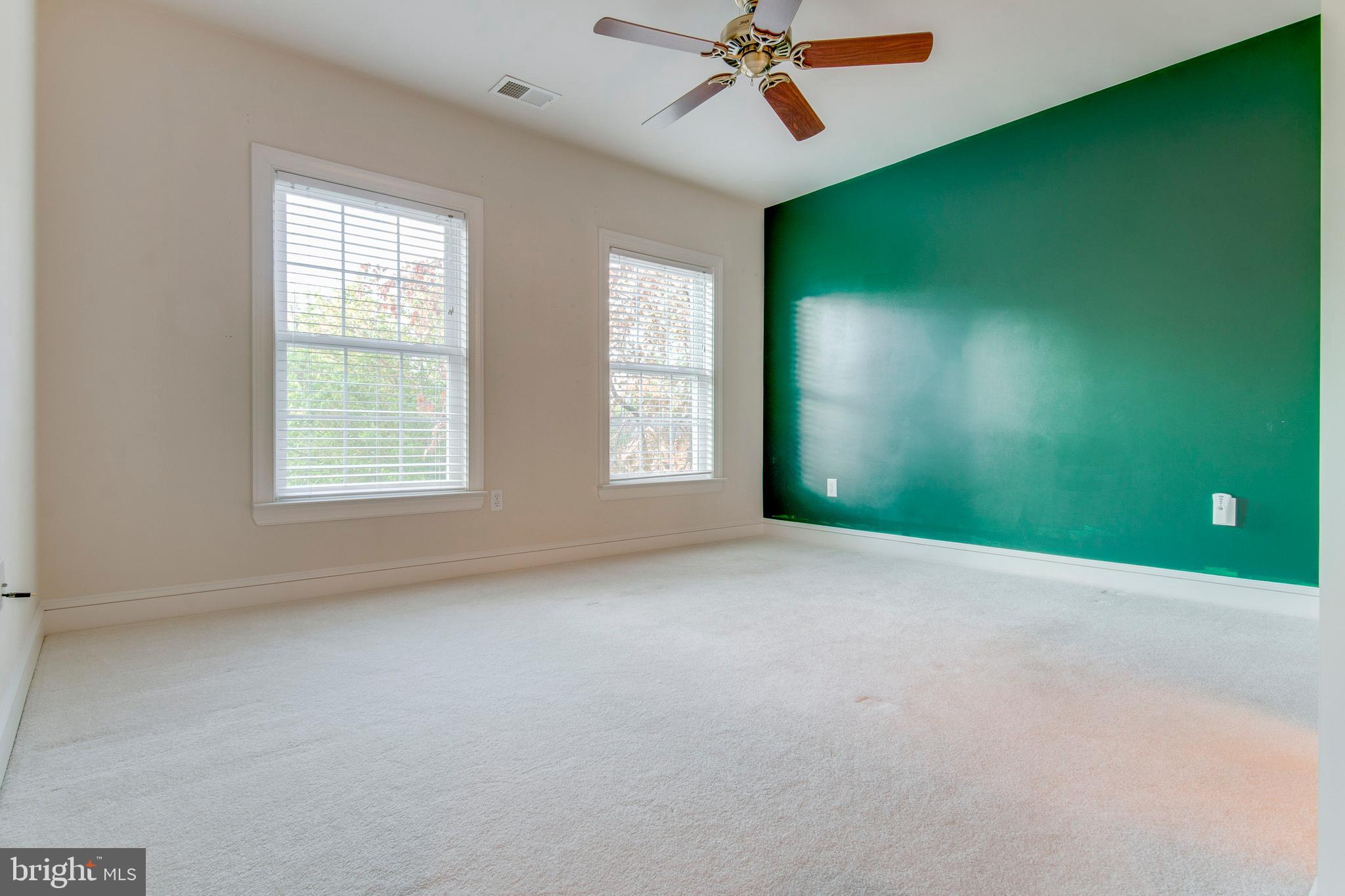 RIVER DOWNS - Residential