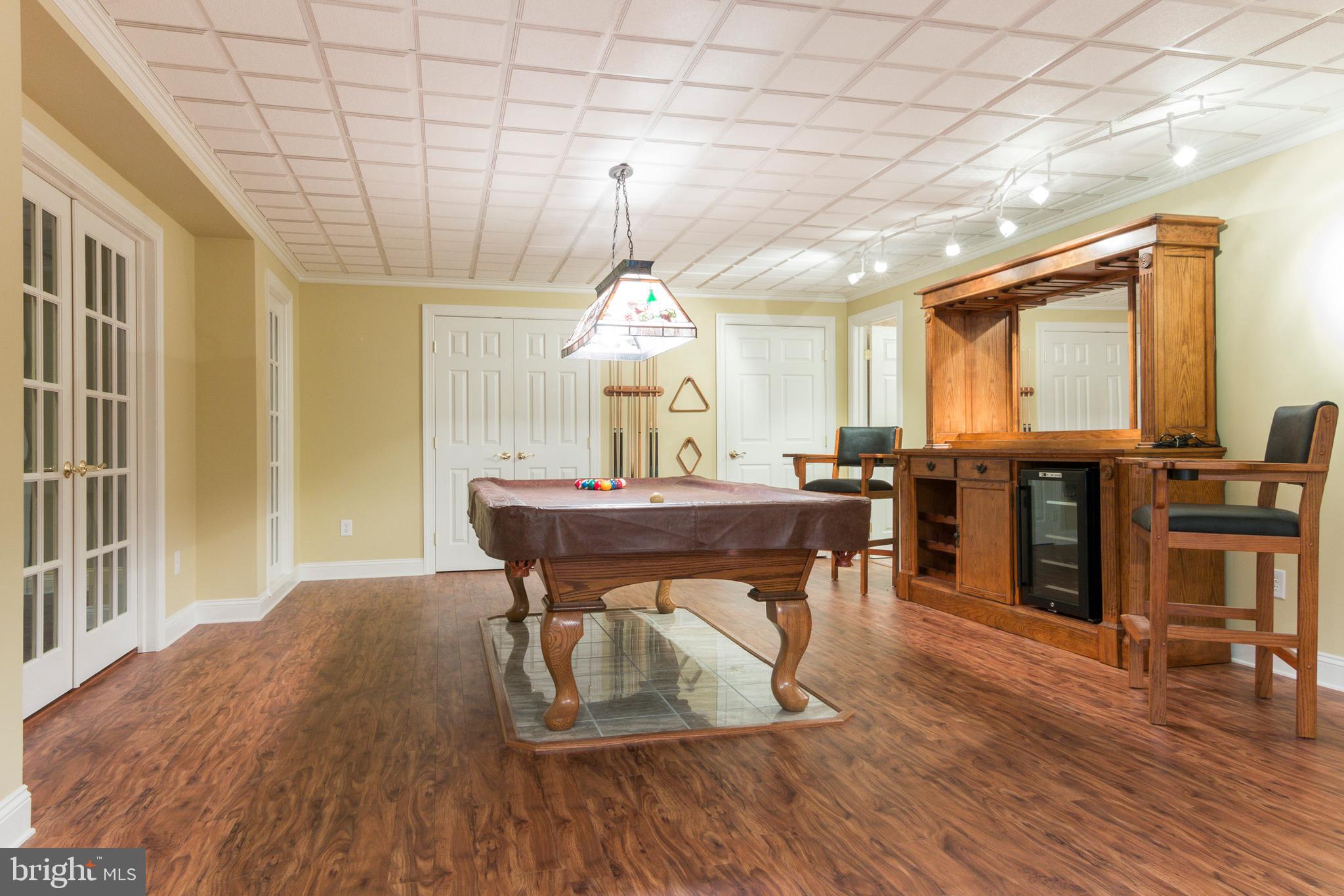 RIVER DOWNS - Residential