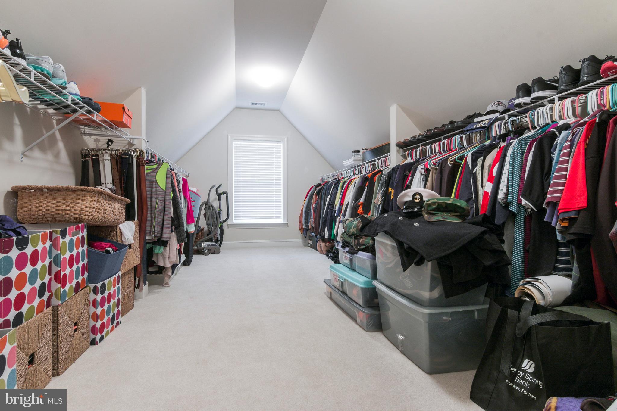 RIVER DOWNS - Residential