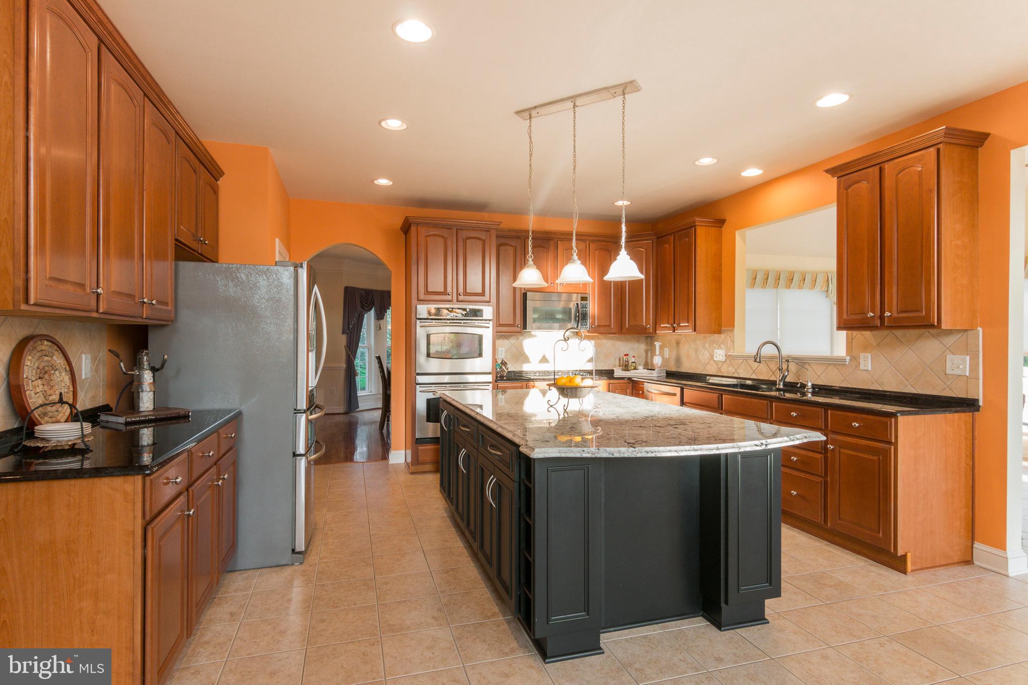 RIVER DOWNS - Residential