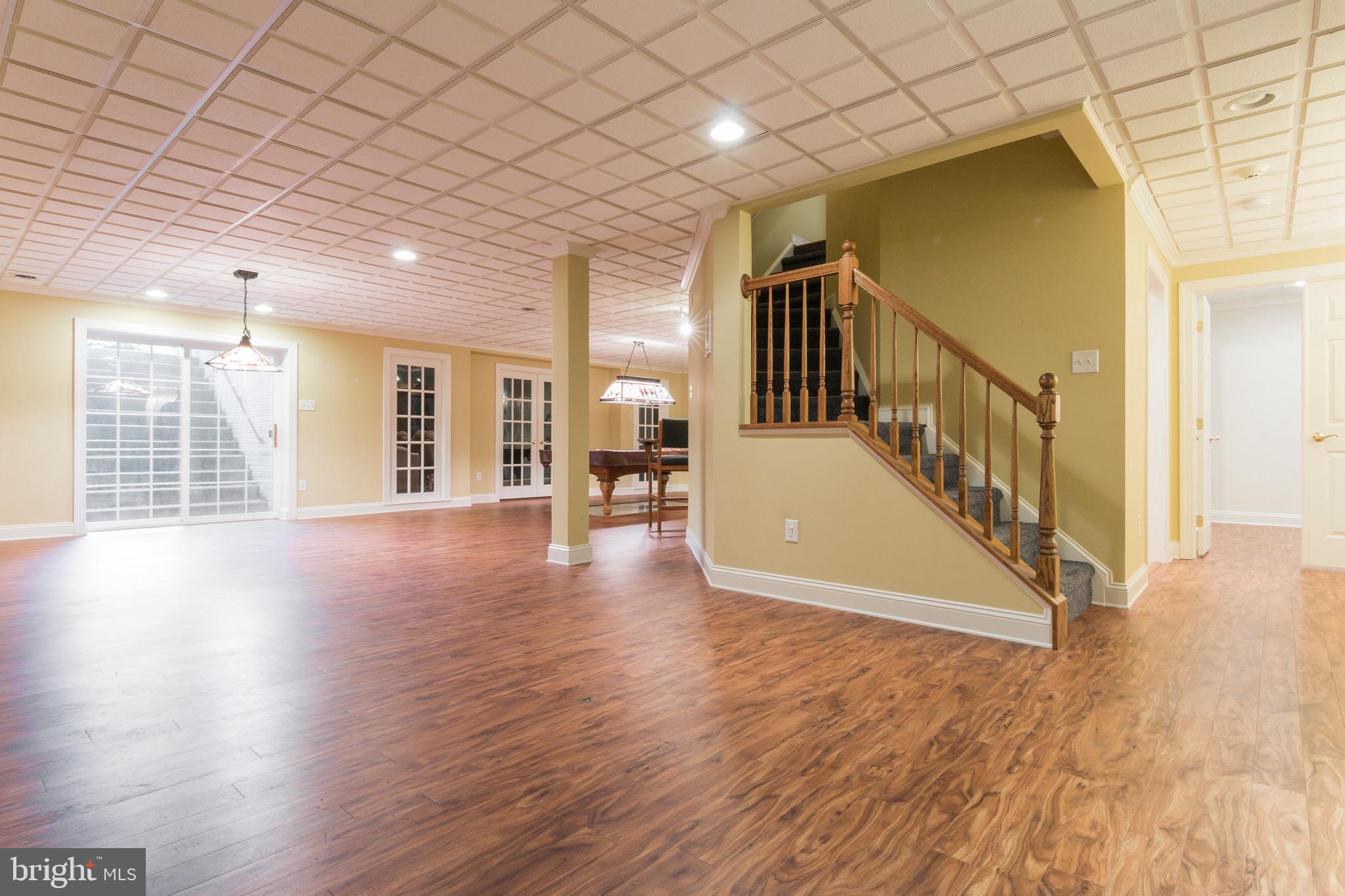 RIVER DOWNS - Residential