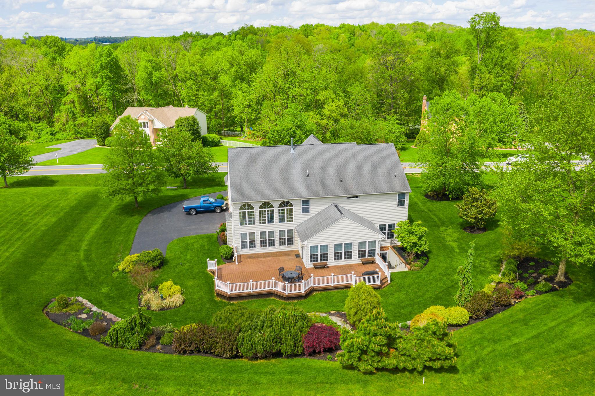 RIVER DOWNS - Residential