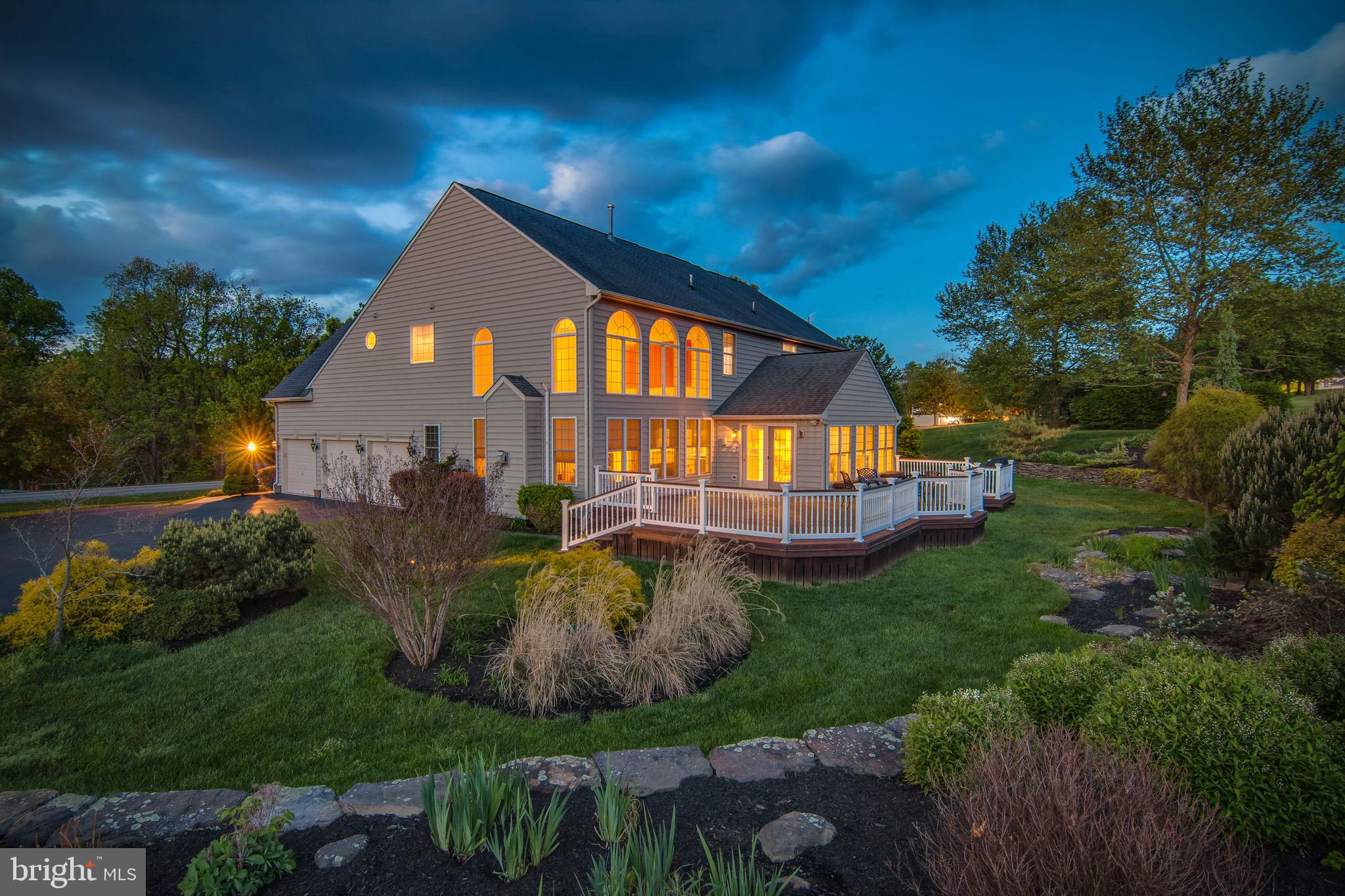 RIVER DOWNS - Residential