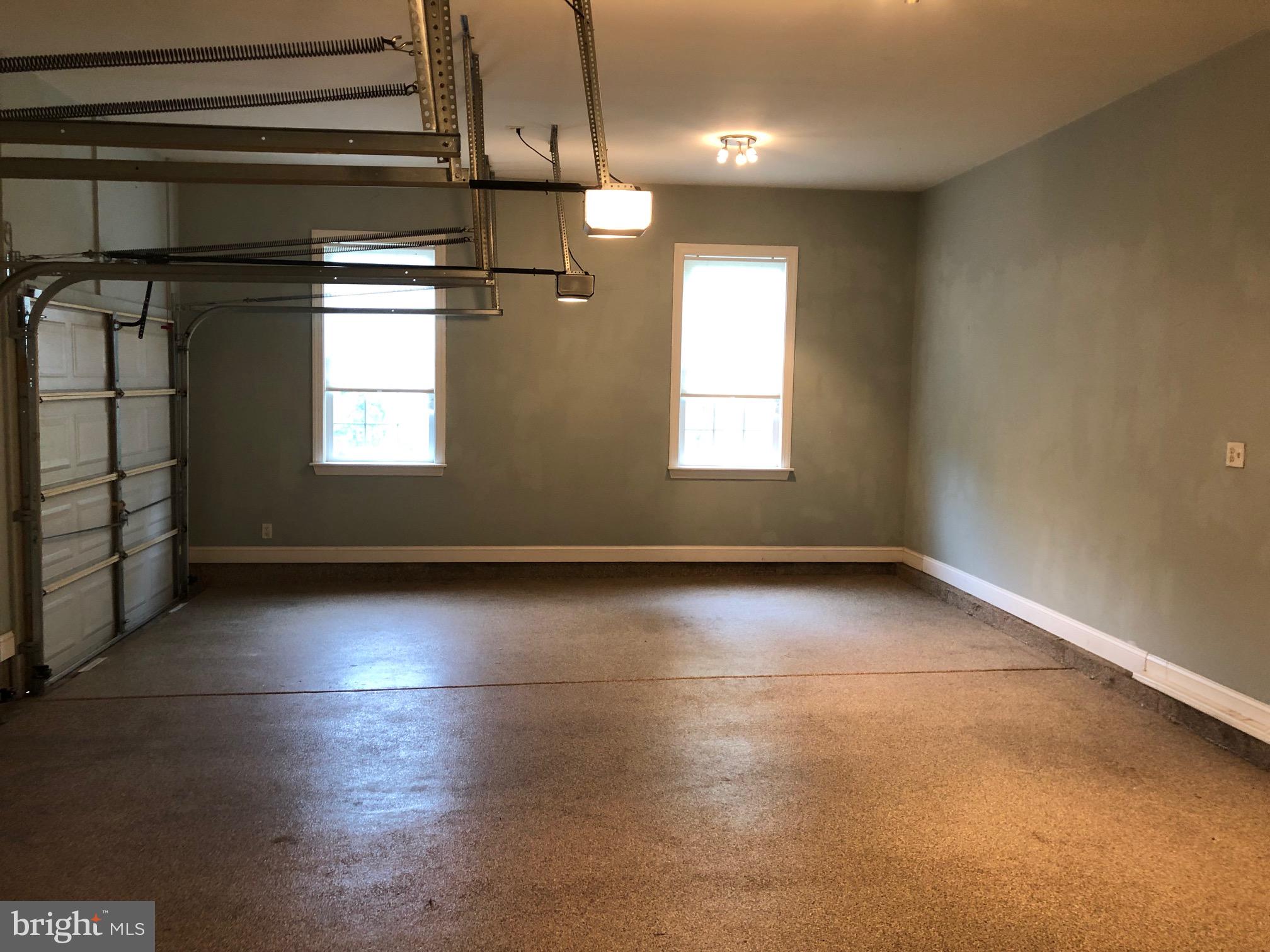 RIVER DOWNS - Residential