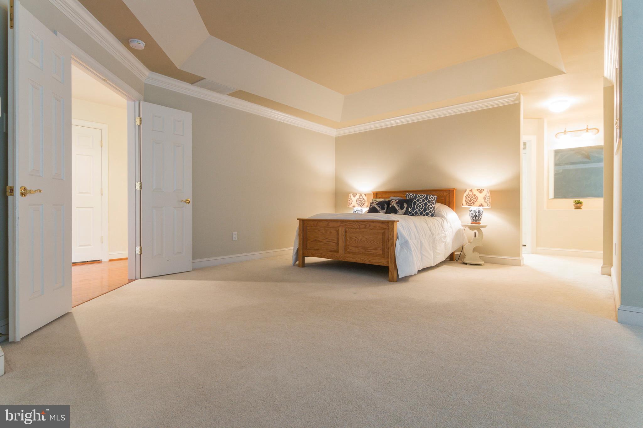 RIVER DOWNS - Residential