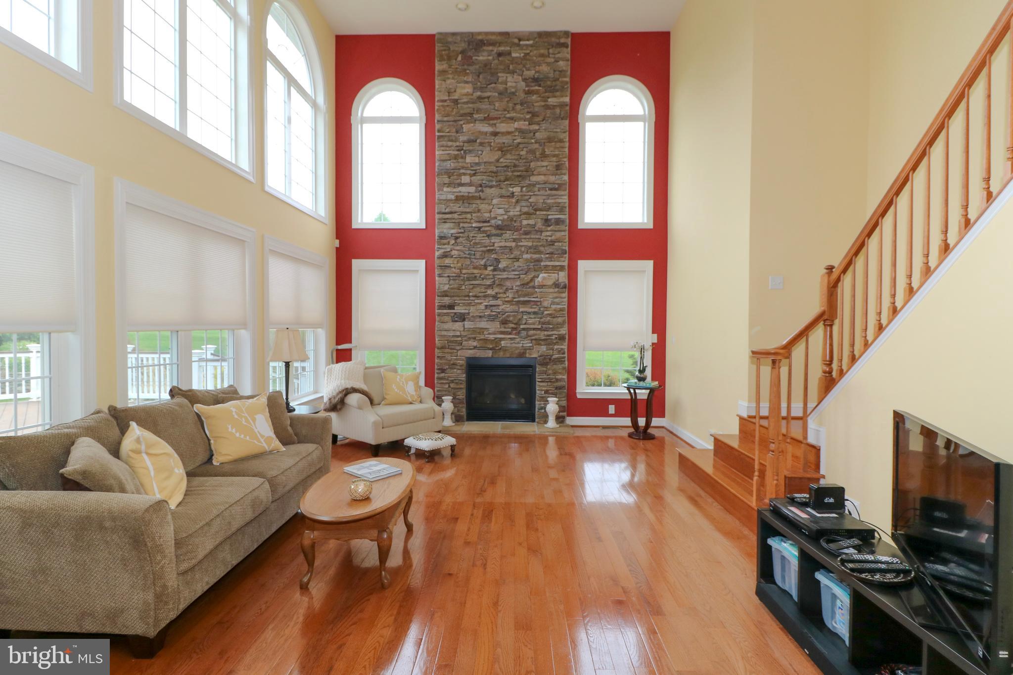 RIVER DOWNS - Residential