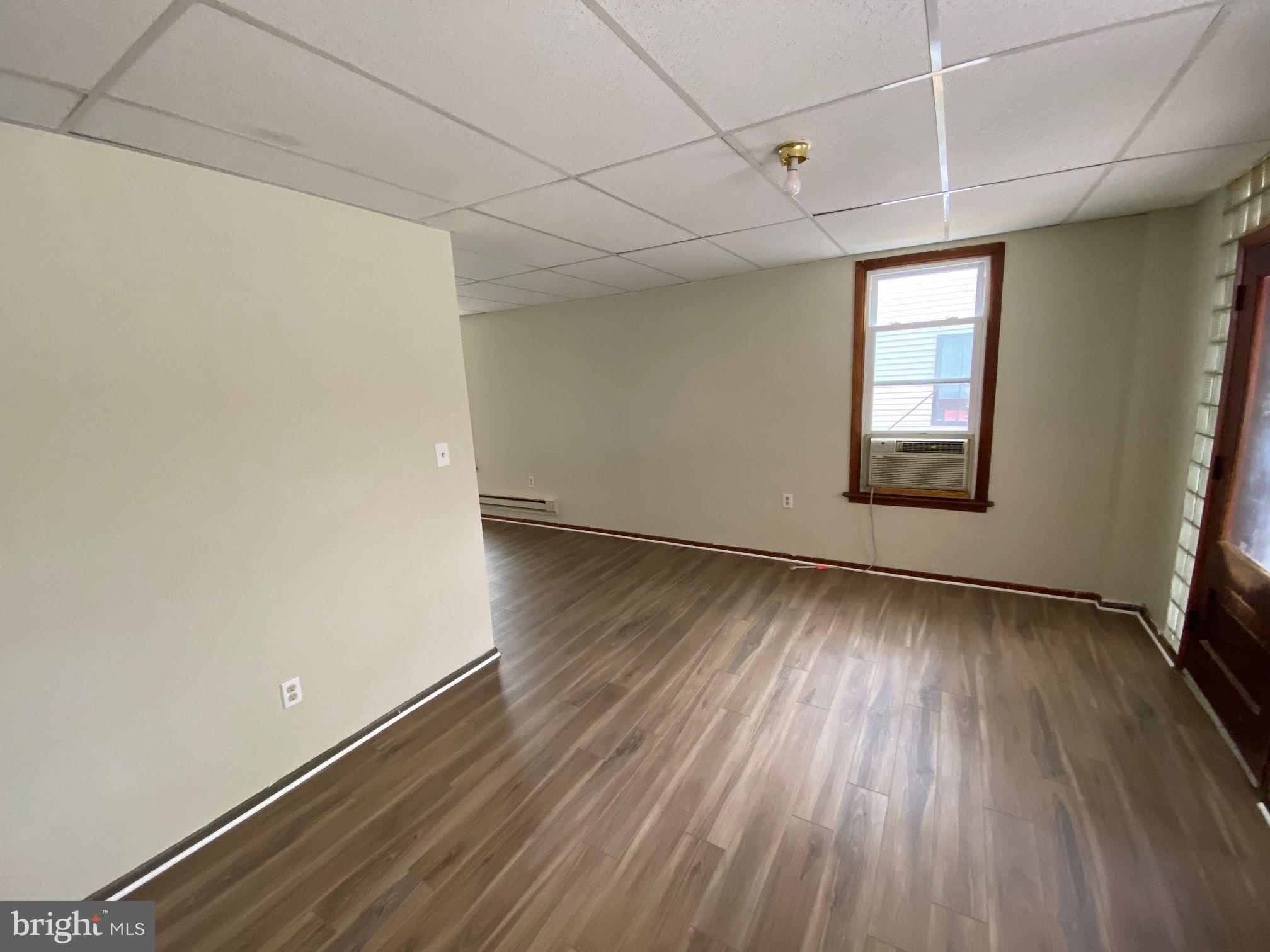 WINDSOR BORO - Residential Lease