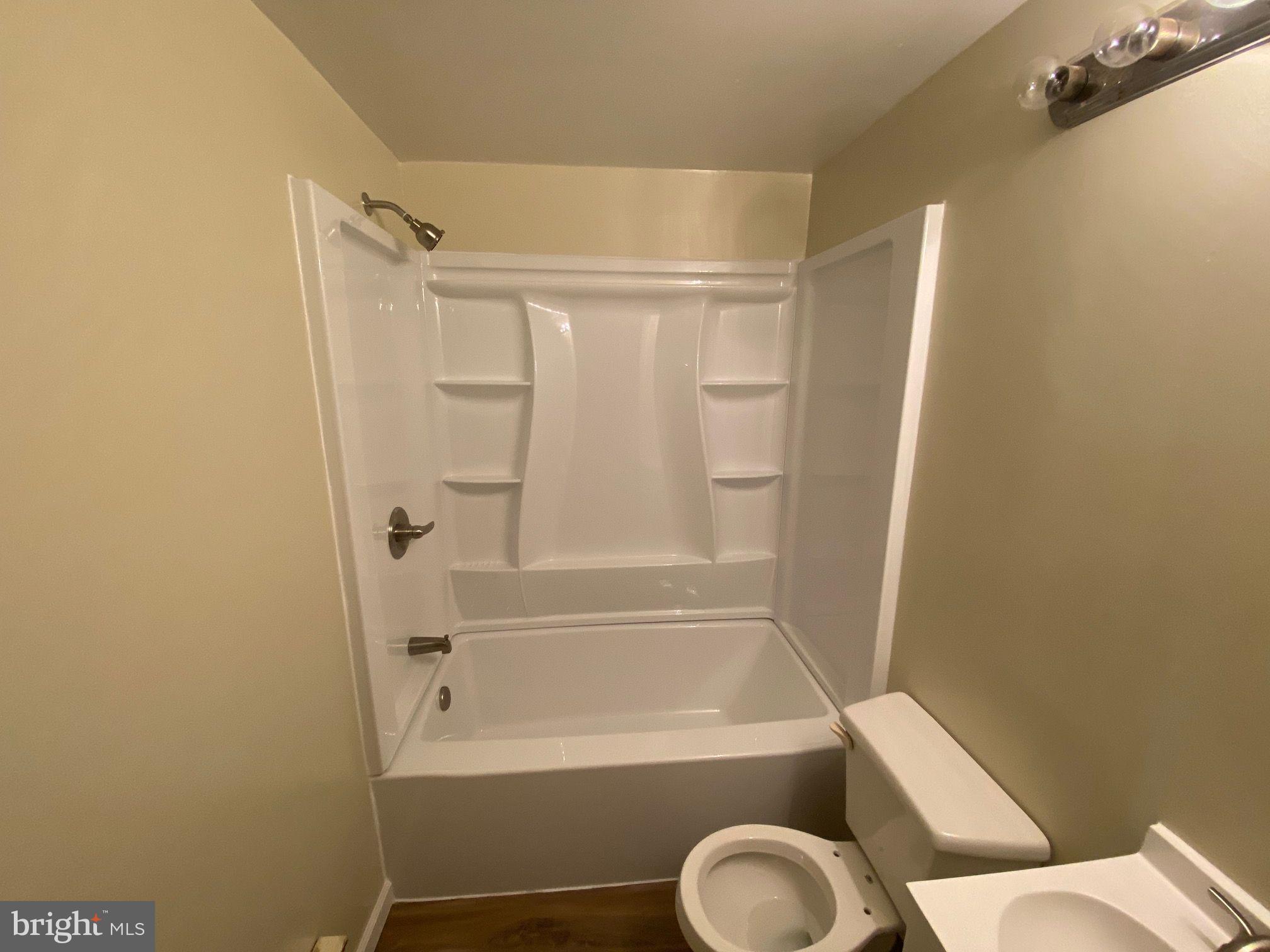 WINDSOR BORO - Residential Lease