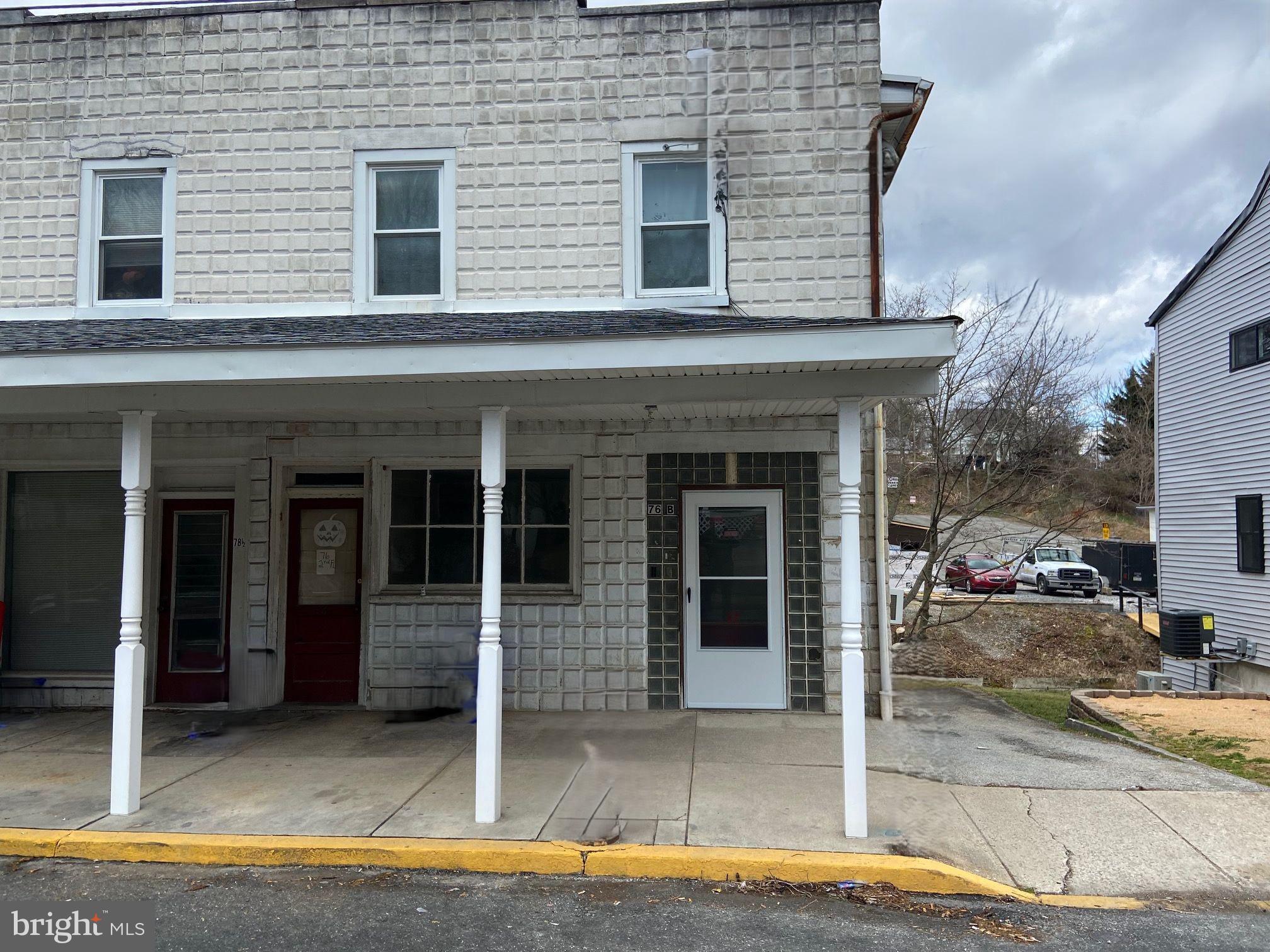Two bedroom, one bathroom 1st floor apartment.
Note: Applicant must fill out an application and be approved by Southern Management Rentals, LLC PRIOR to viewing the property. The online application can be found on our website. You can apply for this property under the property description.