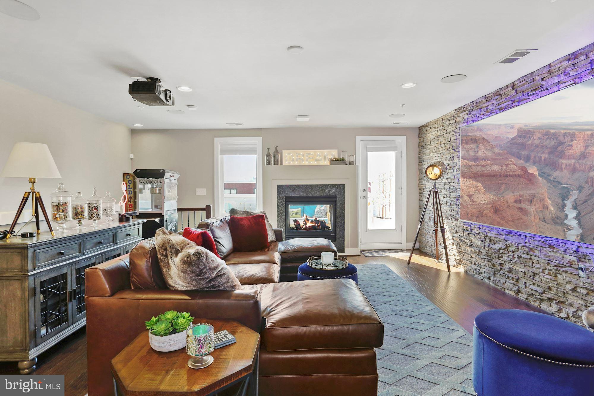 POTOMAC YARD - Residential