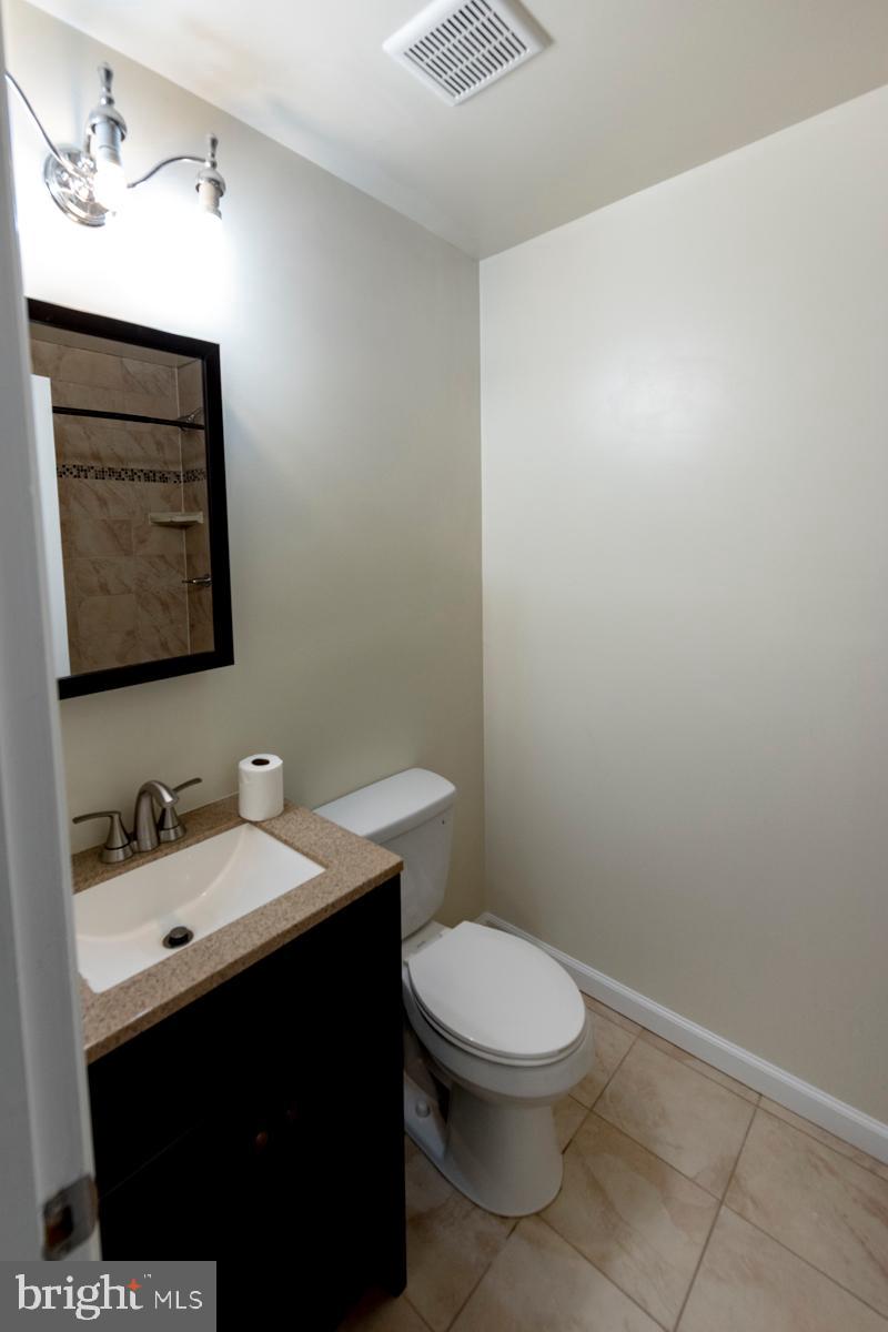 SHADOW OAK - Residential