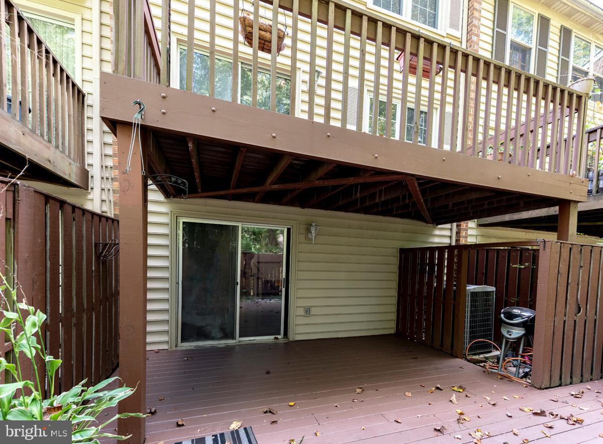 SHADOW OAK - Residential