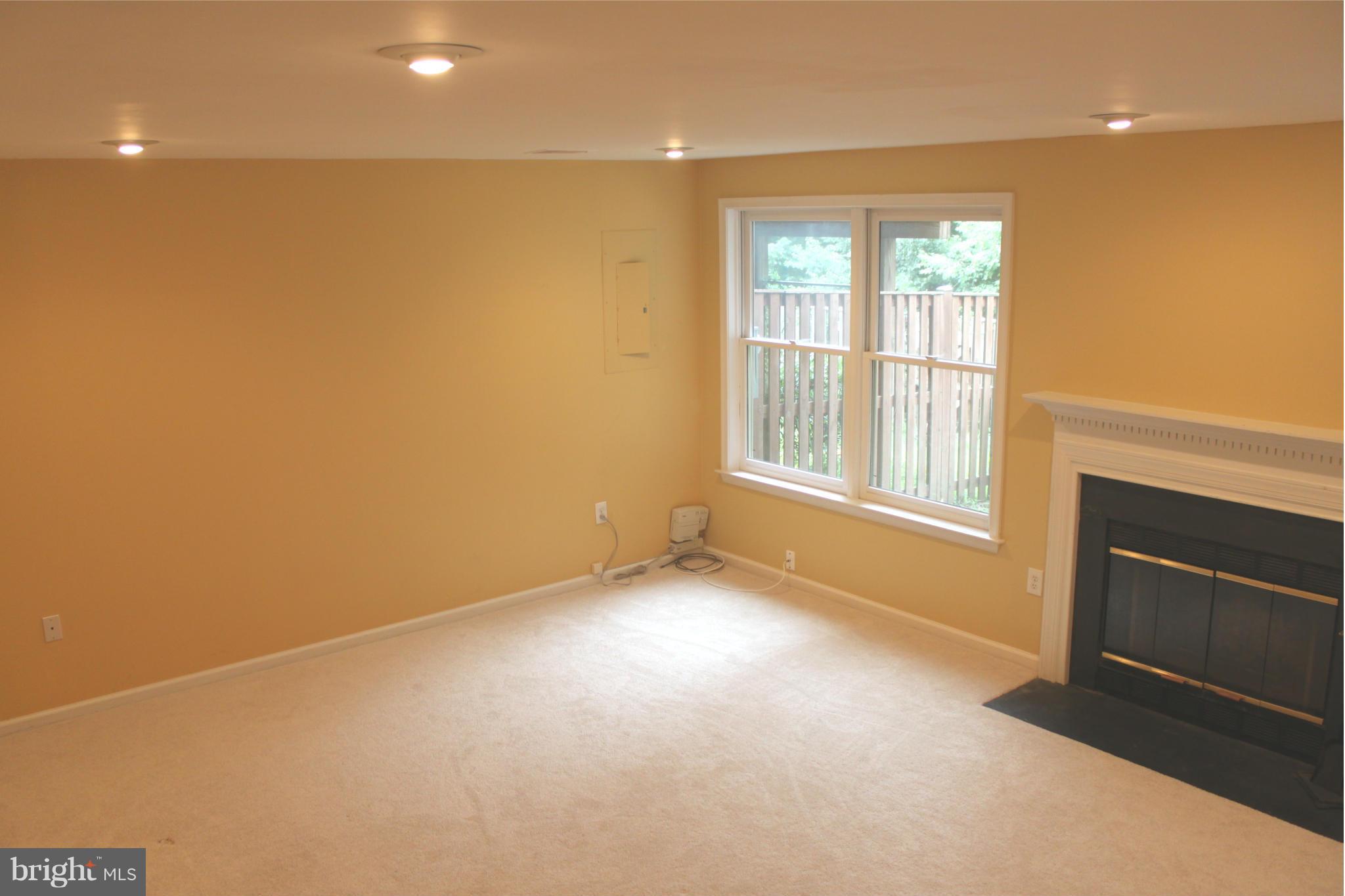 SHADOWBROOK - Residential