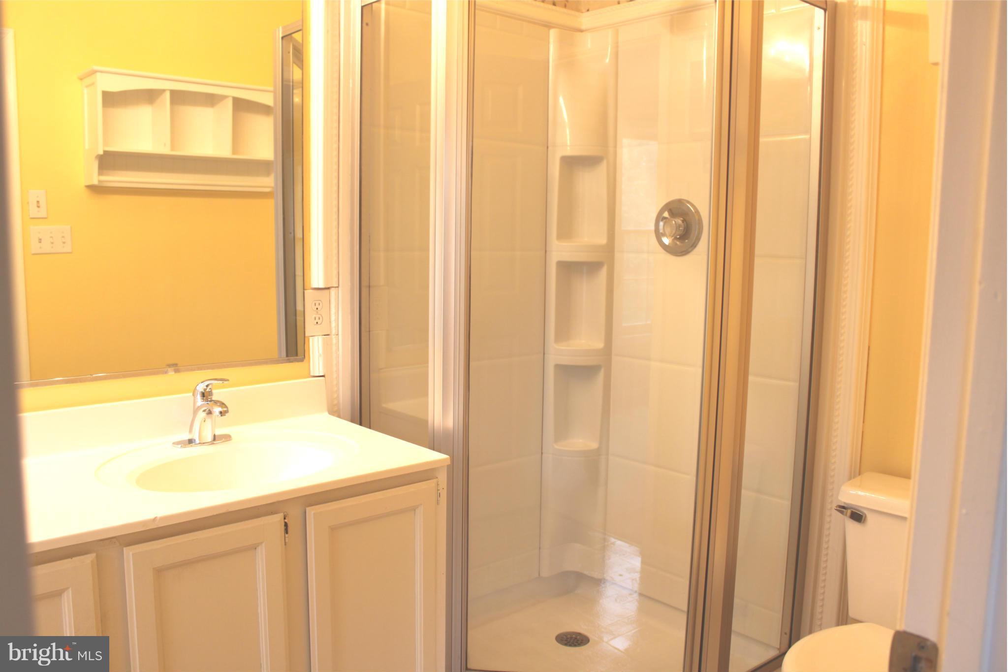 SHADOWBROOK - Residential