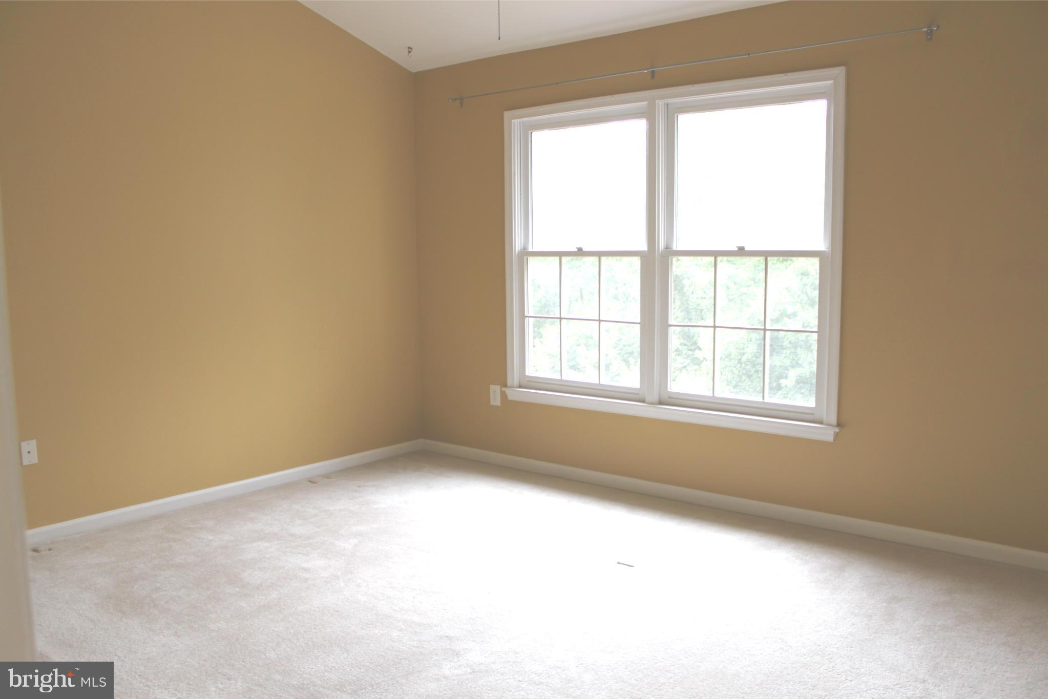 SHADOWBROOK - Residential