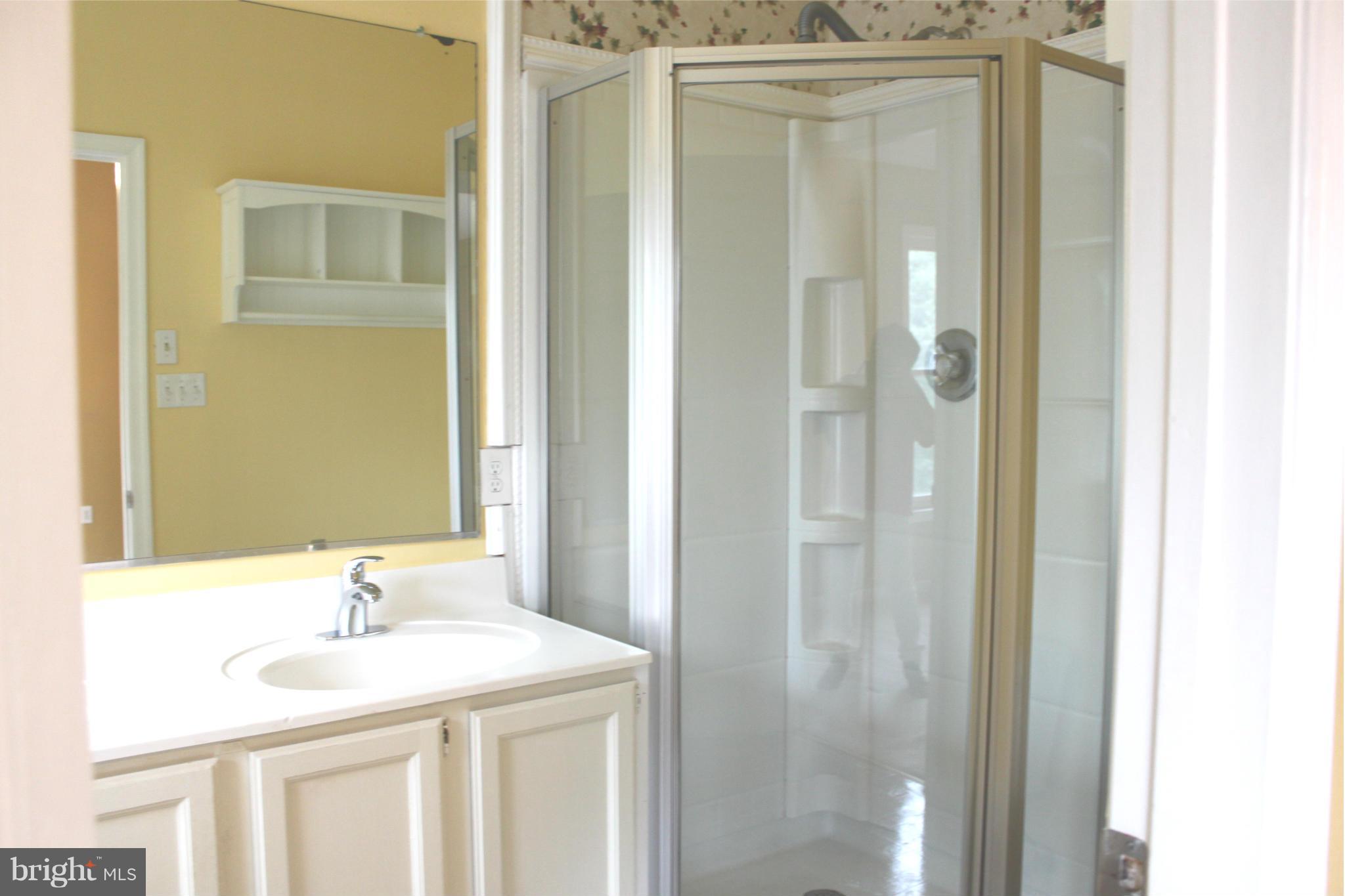 SHADOWBROOK - Residential