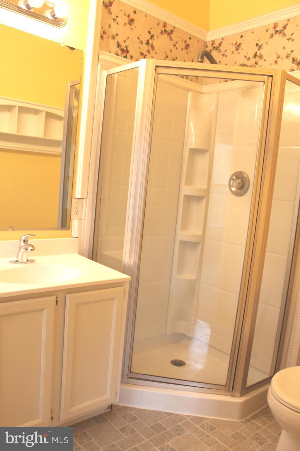 SHADOWBROOK - Residential