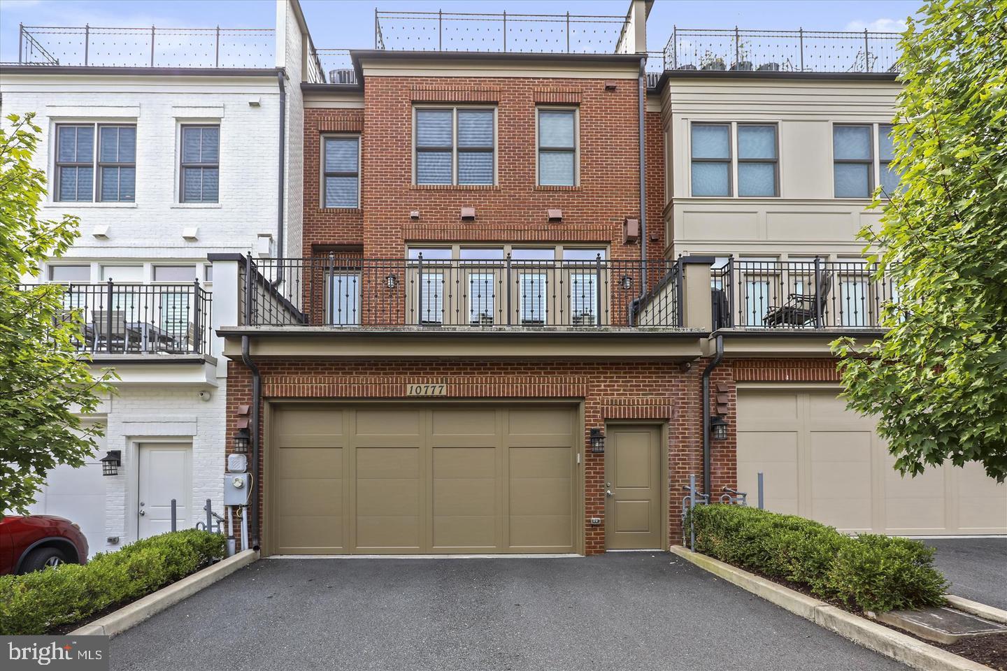 SYMPHONY PARK - Residential Lease