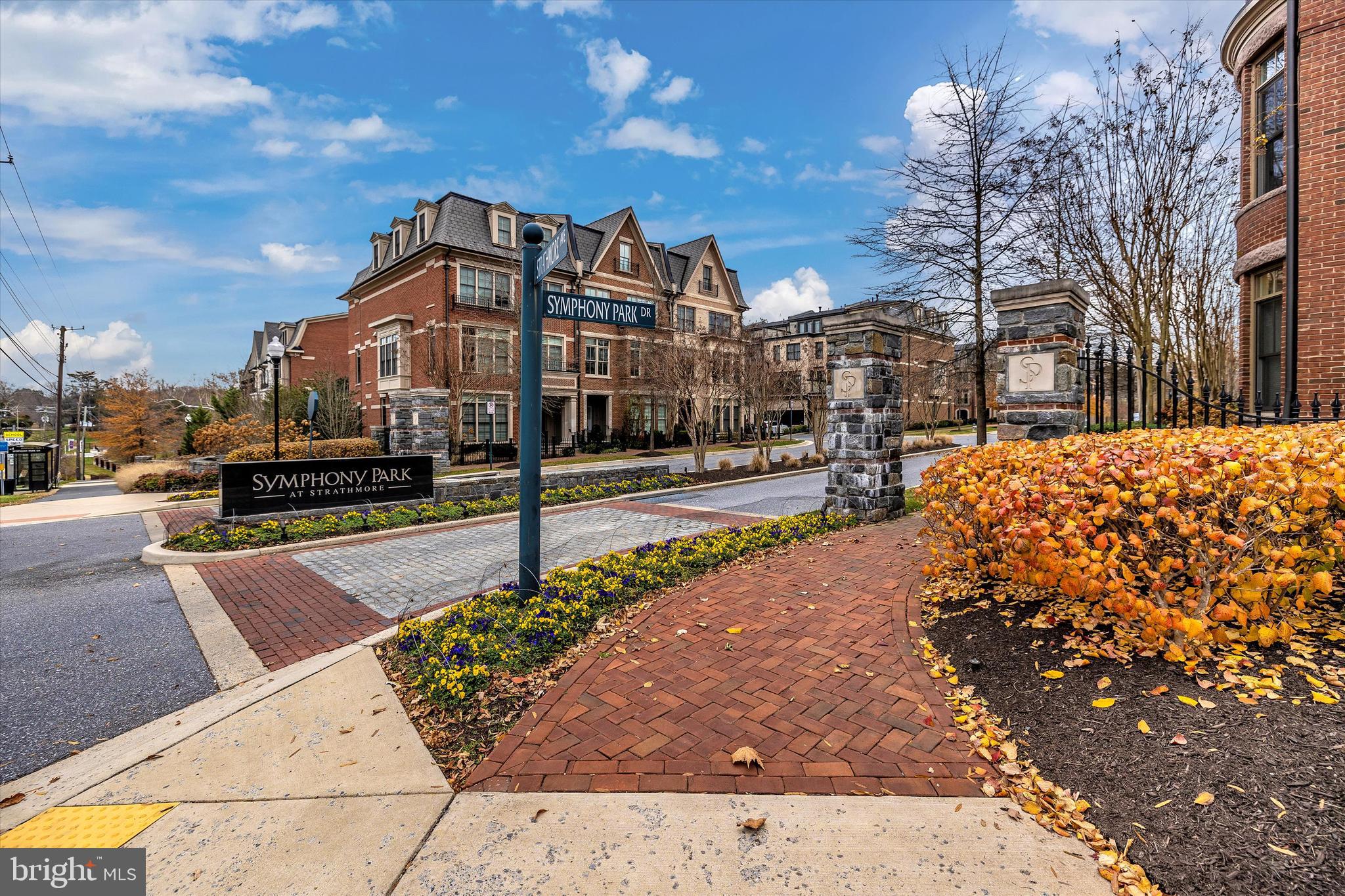 SYMPHONY PARK - Residential Lease