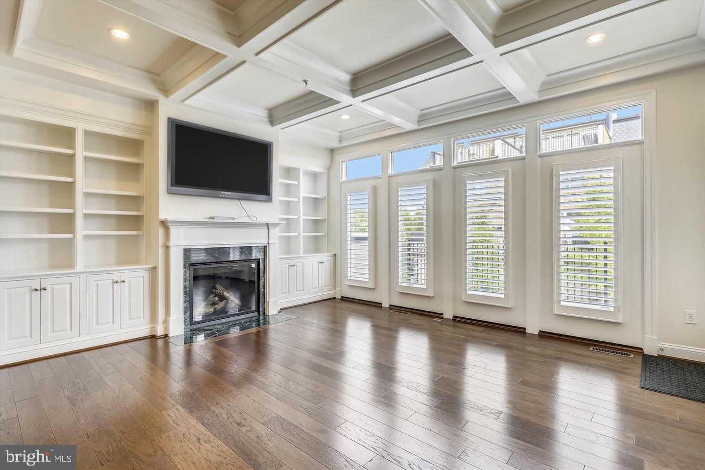 SYMPHONY PARK - Residential Lease