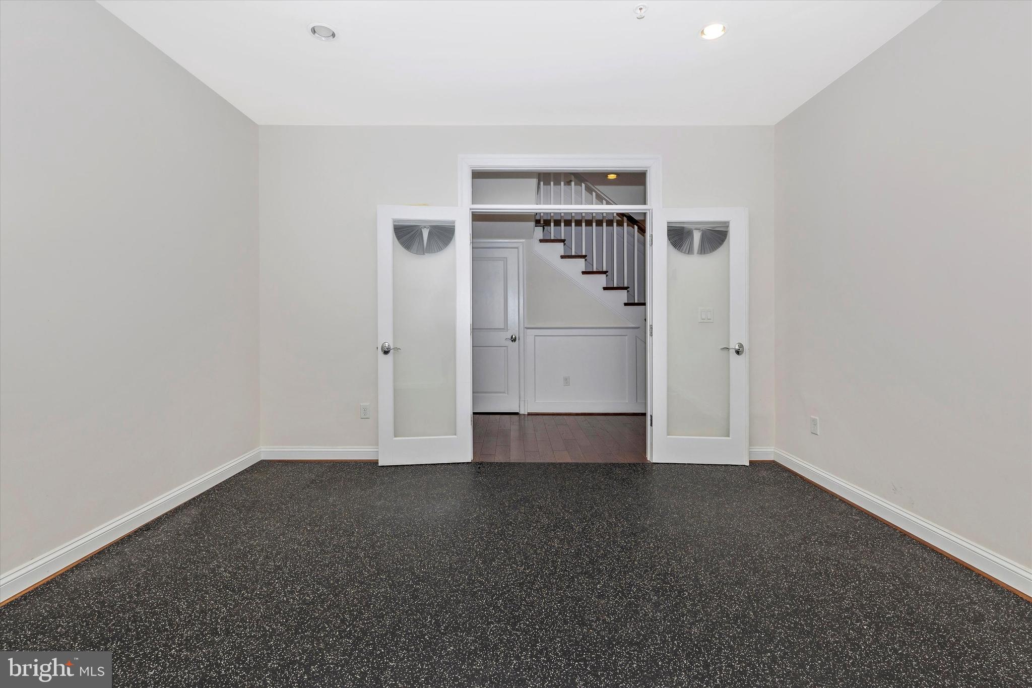 SYMPHONY PARK - Residential Lease