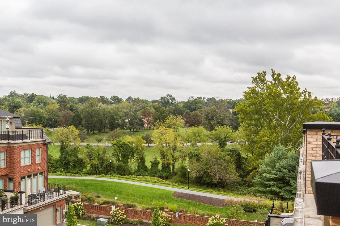 SYMPHONY PARK - Residential Lease