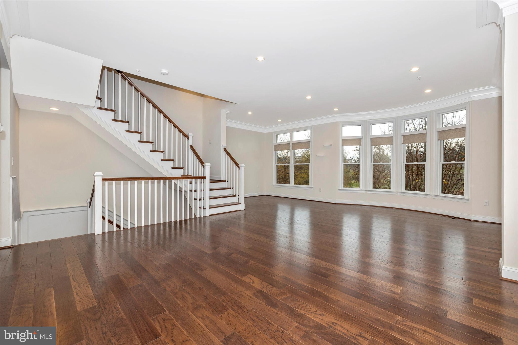 SYMPHONY PARK - Residential Lease