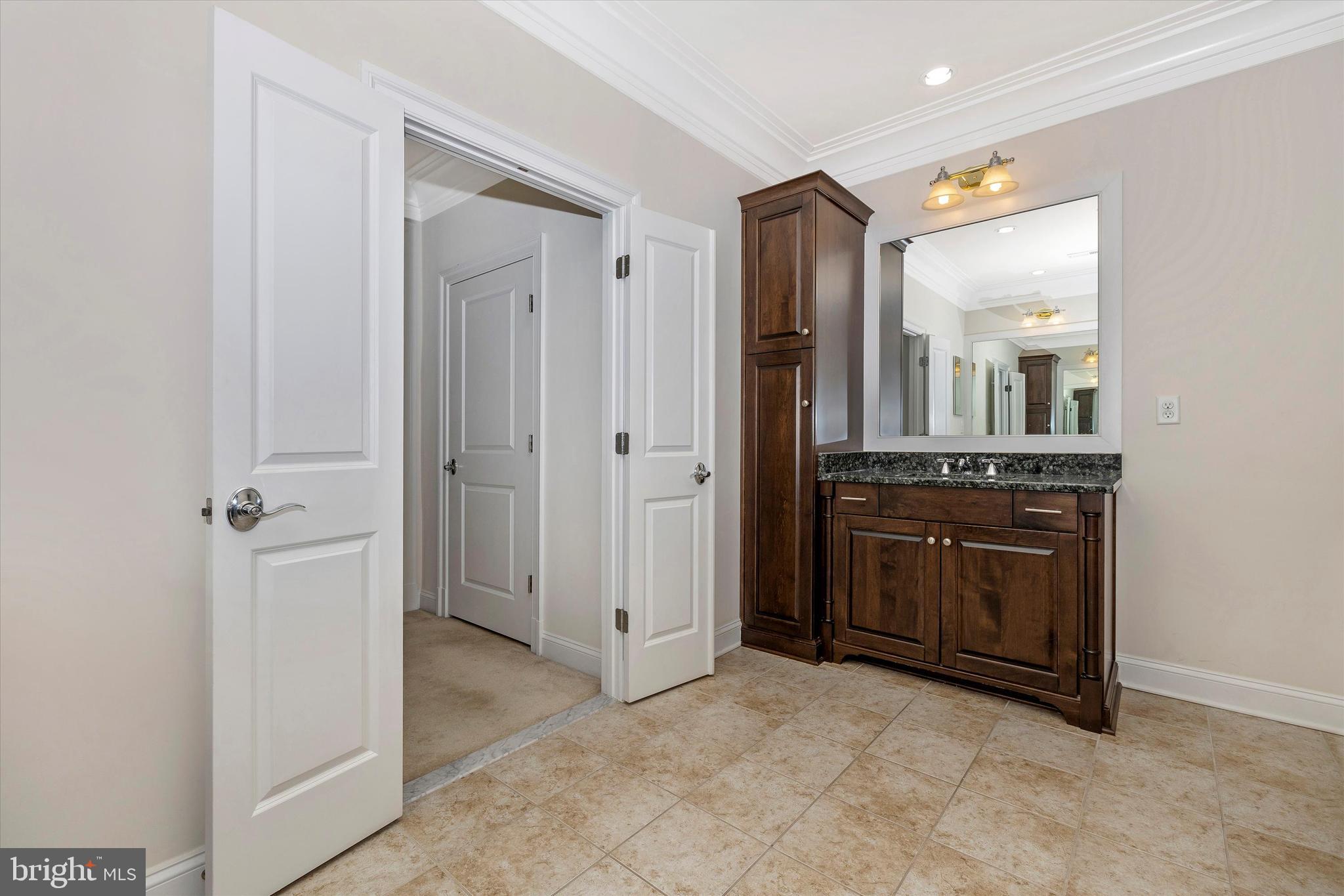 SYMPHONY PARK - Residential Lease