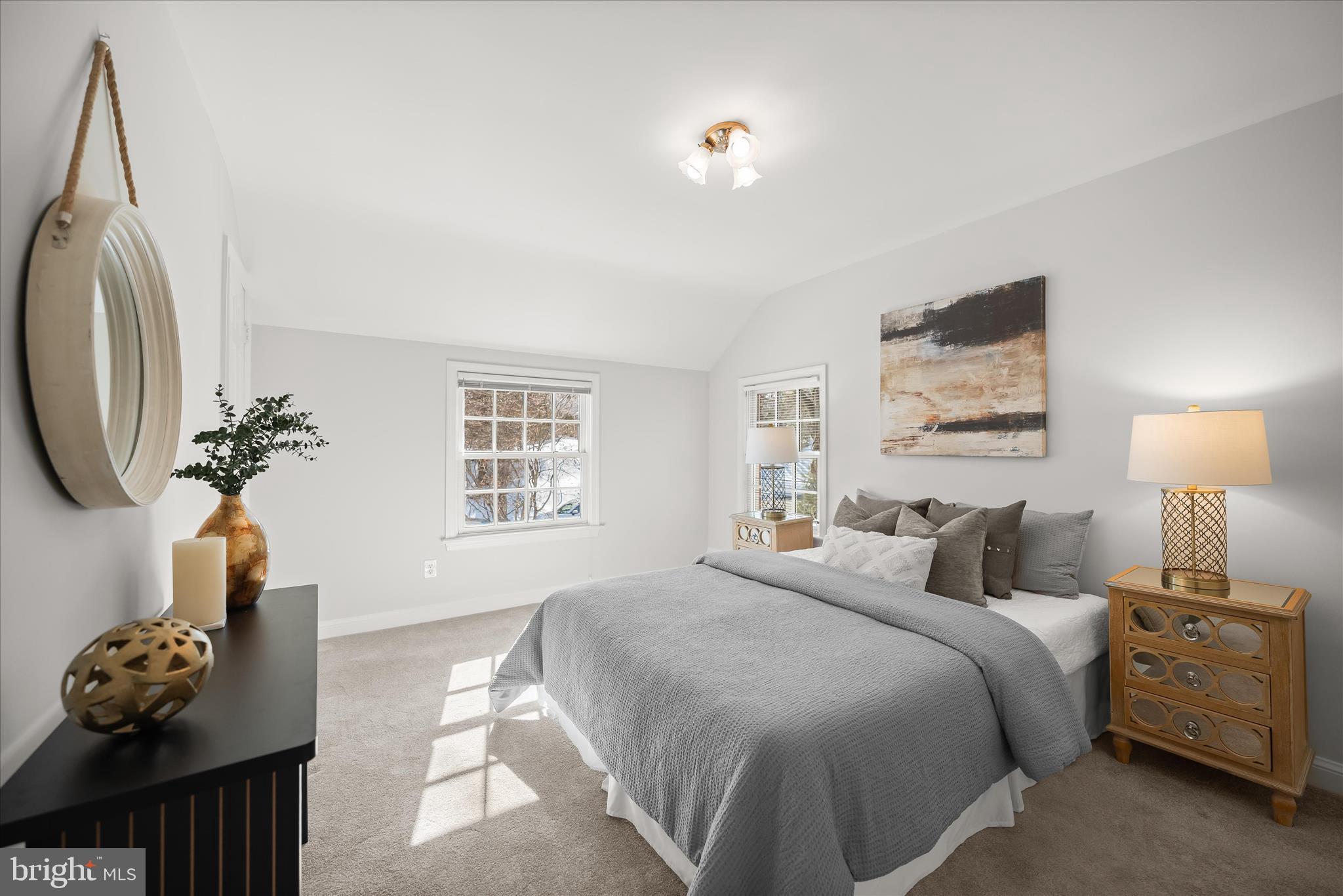 WOODACRES - Residential