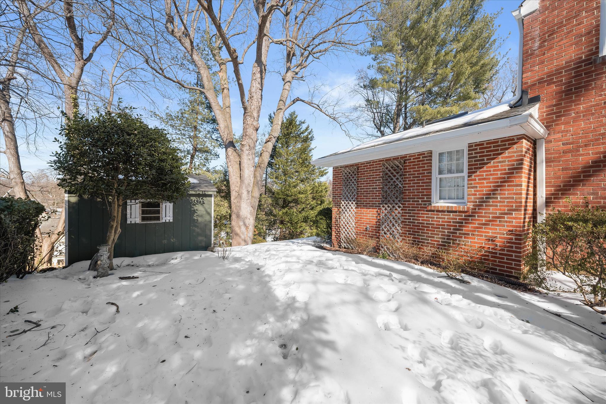 WOODACRES - Residential