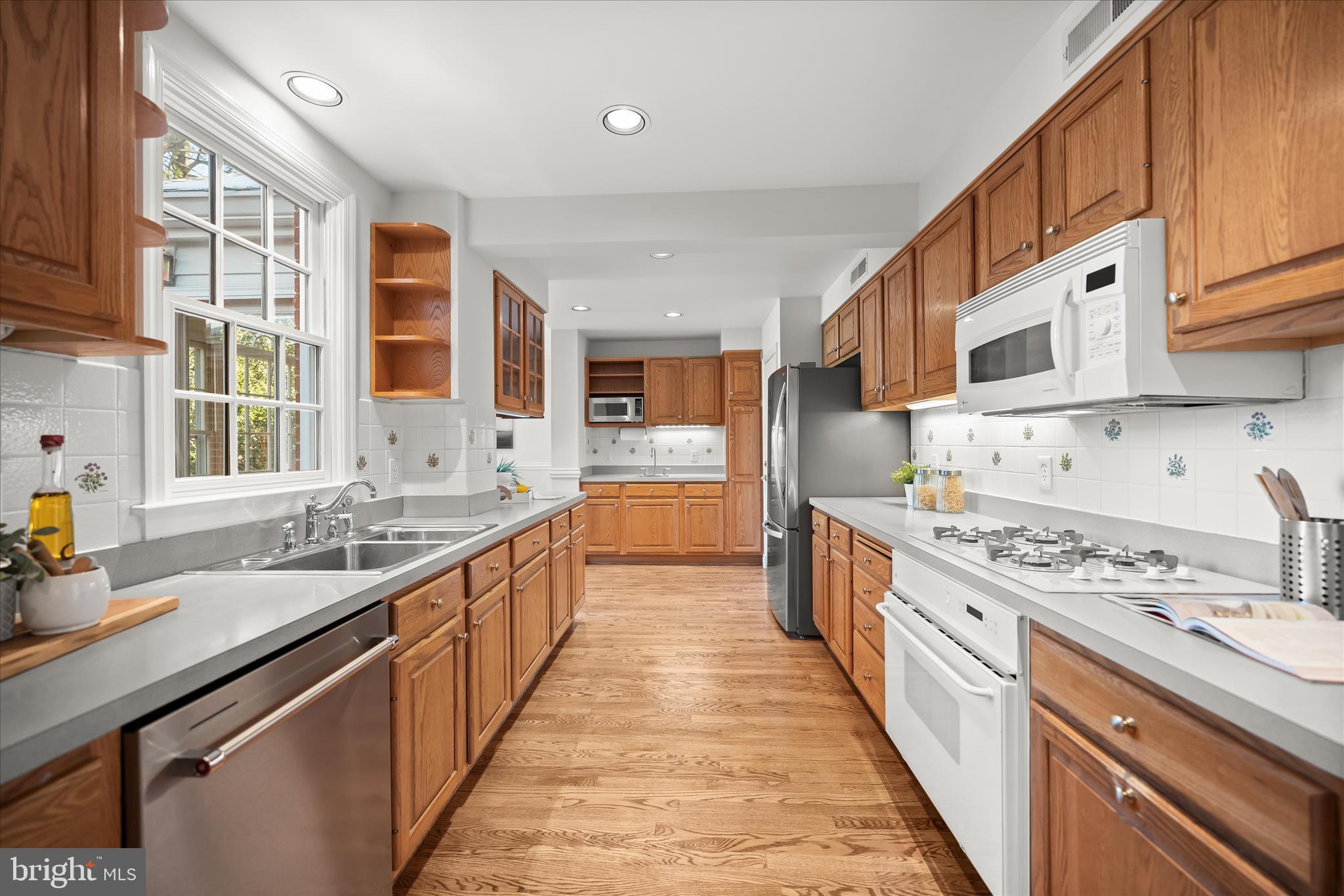 WOODACRES - Residential