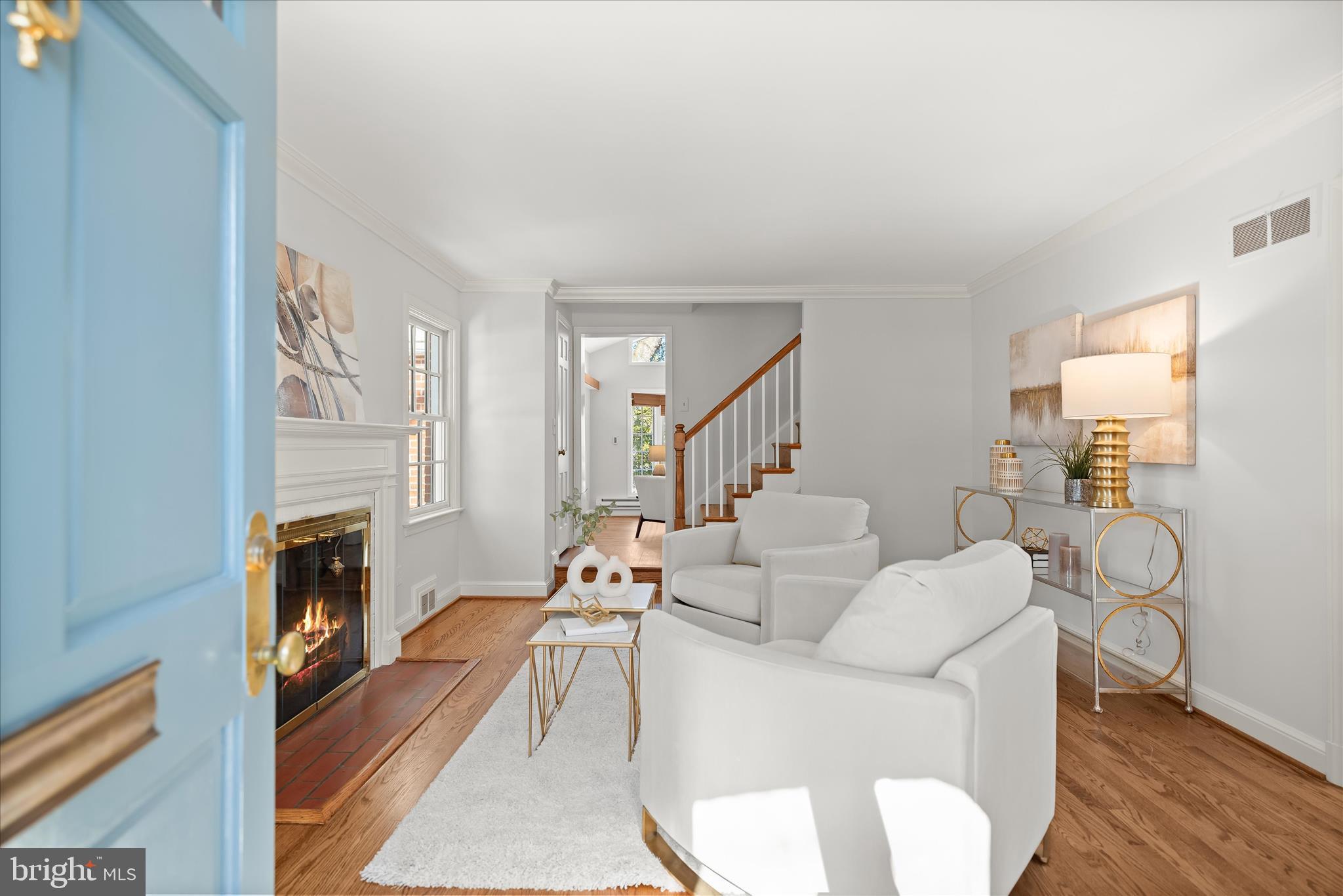 WOODACRES - Residential