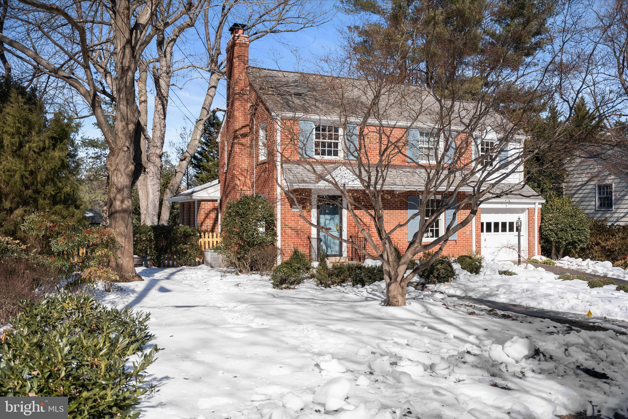 WOODACRES - Residential